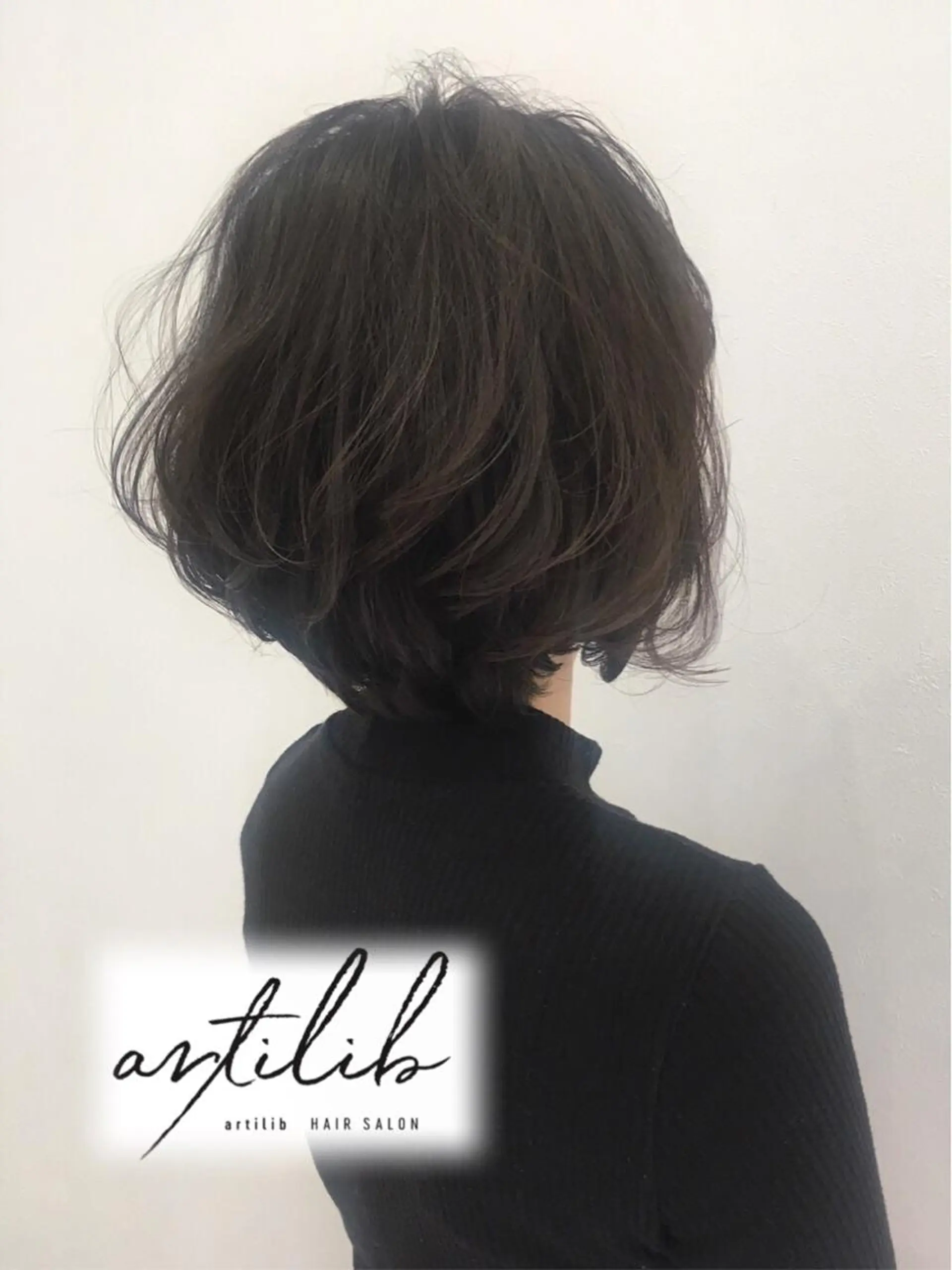 ショート カラー ヘアアレンジ 切りっぱなしボブ ショートボブ アディクシーカラー アクアカラー 透明感カラー SHO担当髪質改善 東加古川アーティブのヘアスタイル