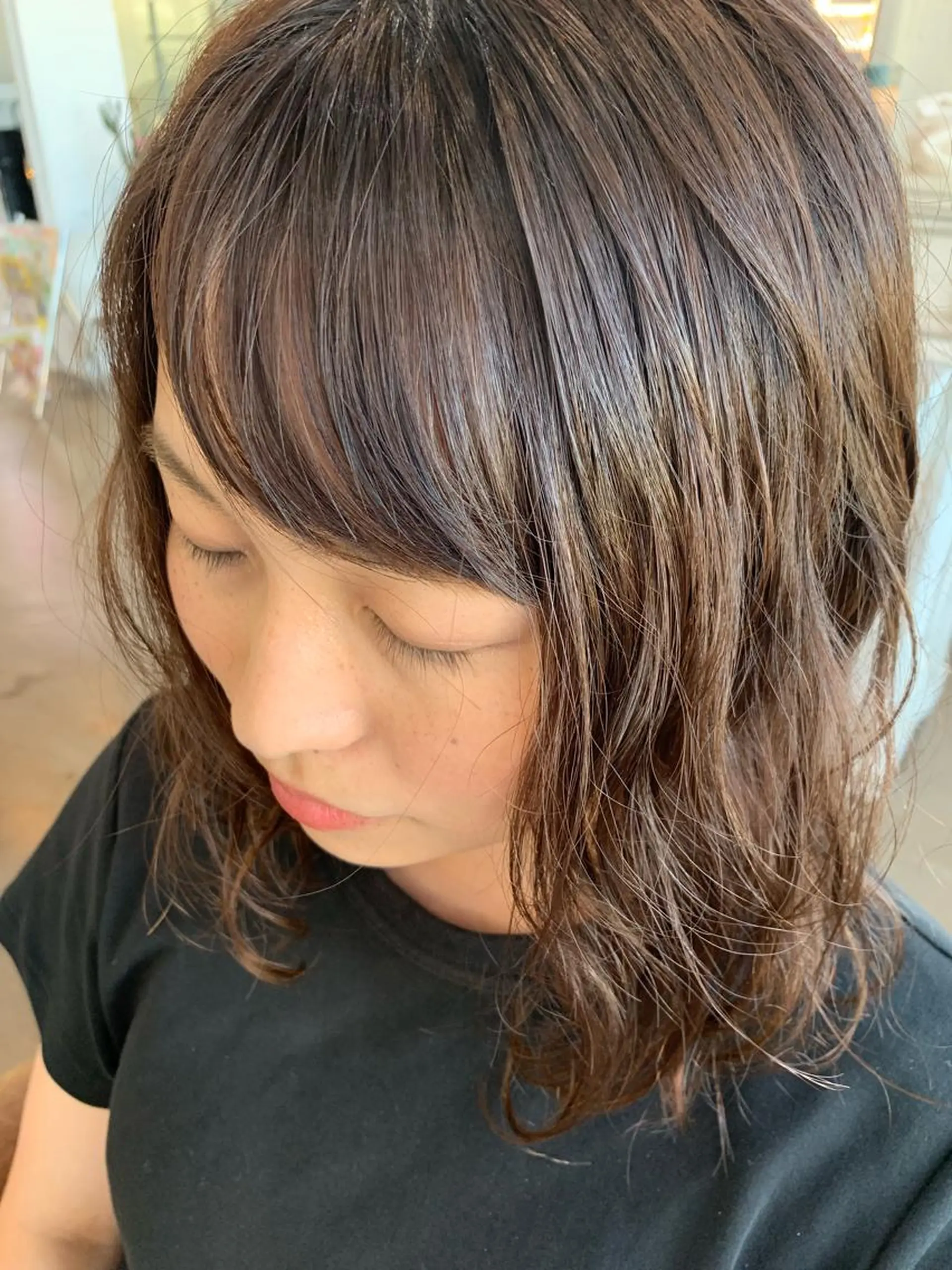 ミディアム パーマ RINKA 琳茄のヘアスタイル