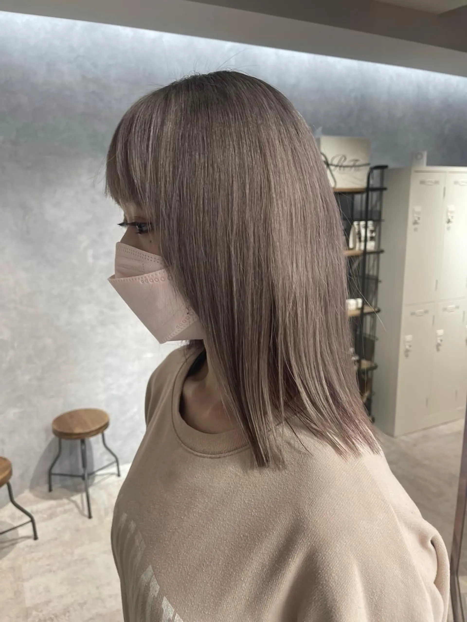 ミディアム カラー ブリーチ ケアブリーチ ハイライトカラー インナーカラー ハイライト カット ヘアカラー オフホワイトアンドなんば所属・福西 洋斗のヘアスタイル