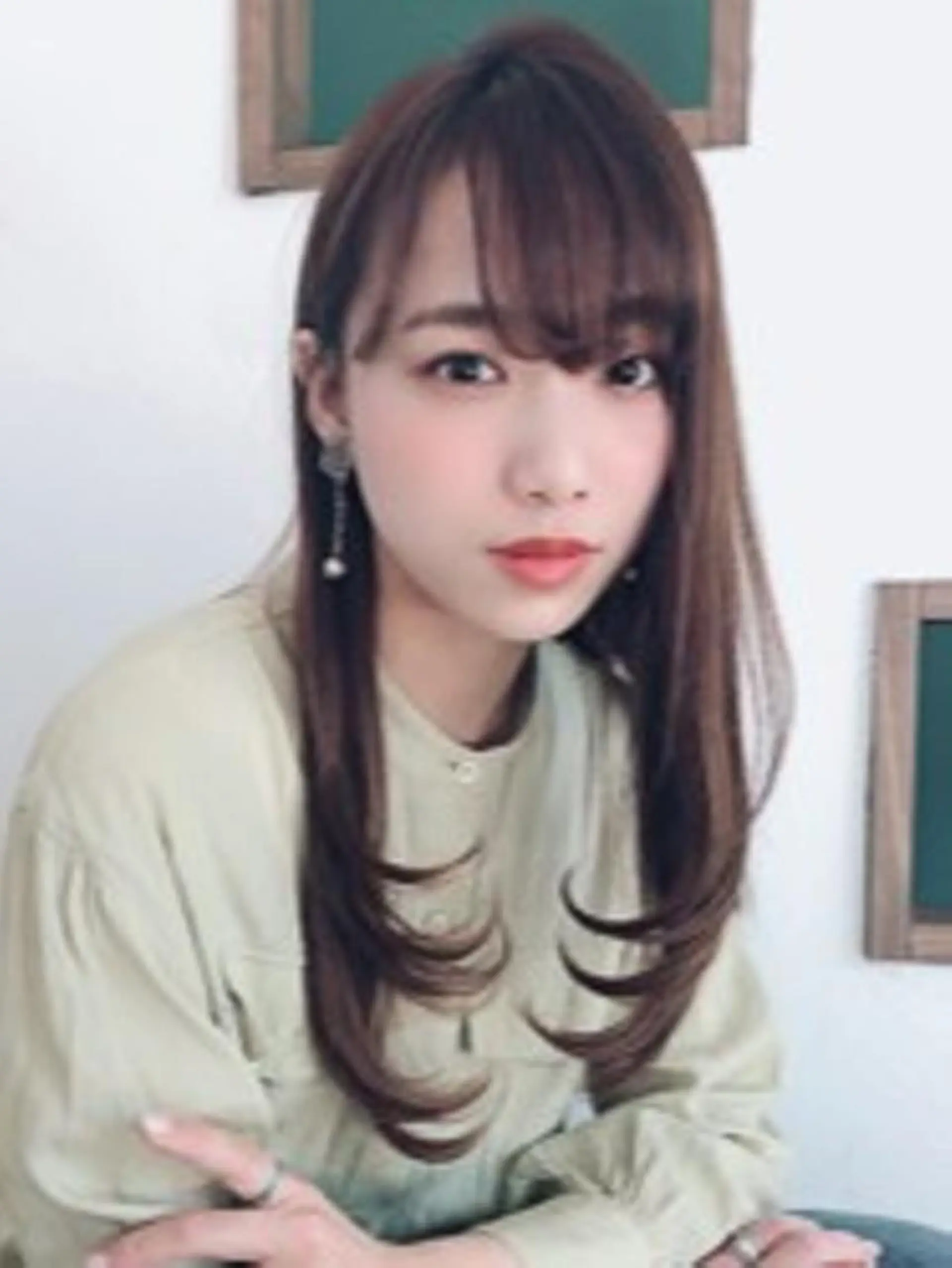 セミロング カラー 顔周りカット 韓国風ヘア レイヤーカット サラ艶髪が得意/ 新崎CRISTINAのヘアスタイル