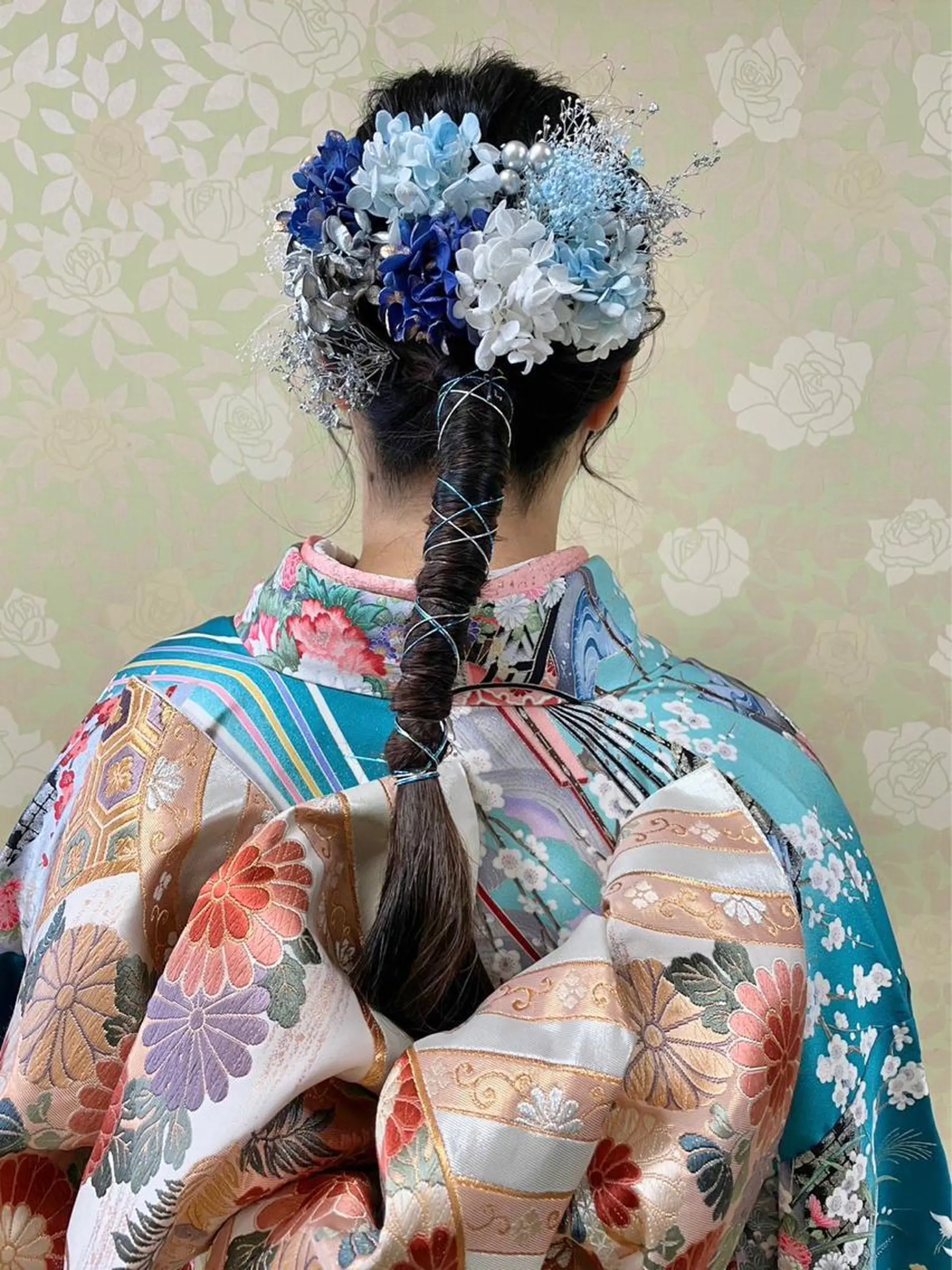 ヘアアレンジ 成人式 MIMI RUSH 安城 jubilee店所属・鍋田 彩歌のマツエク・マツパデザイン