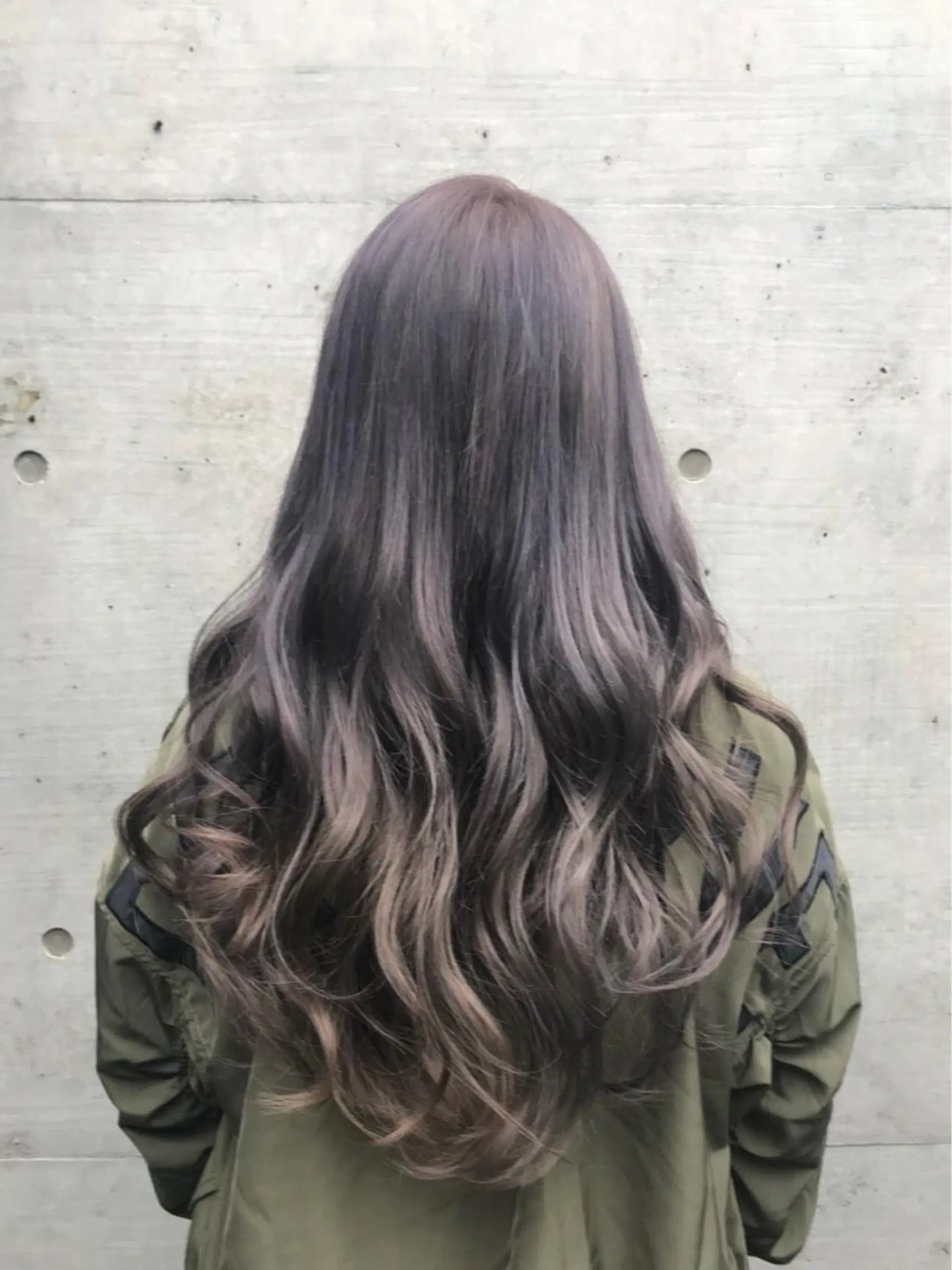 ロング カラー ヘアカラー ヘアセット 韓国ヘア🤍髪質改善 🇰🇷AKANEのヘアスタイル