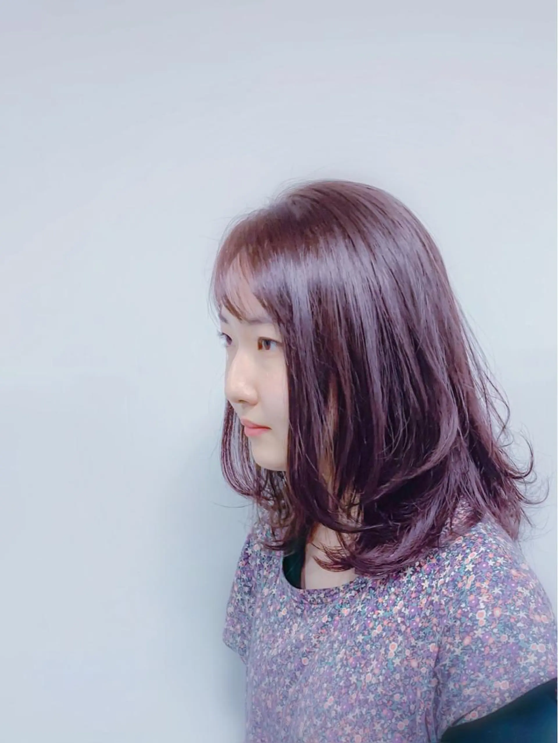 ミディアム レイヤーカット ローレイヤー salon trim所属・米澤 篤志のヘアスタイル