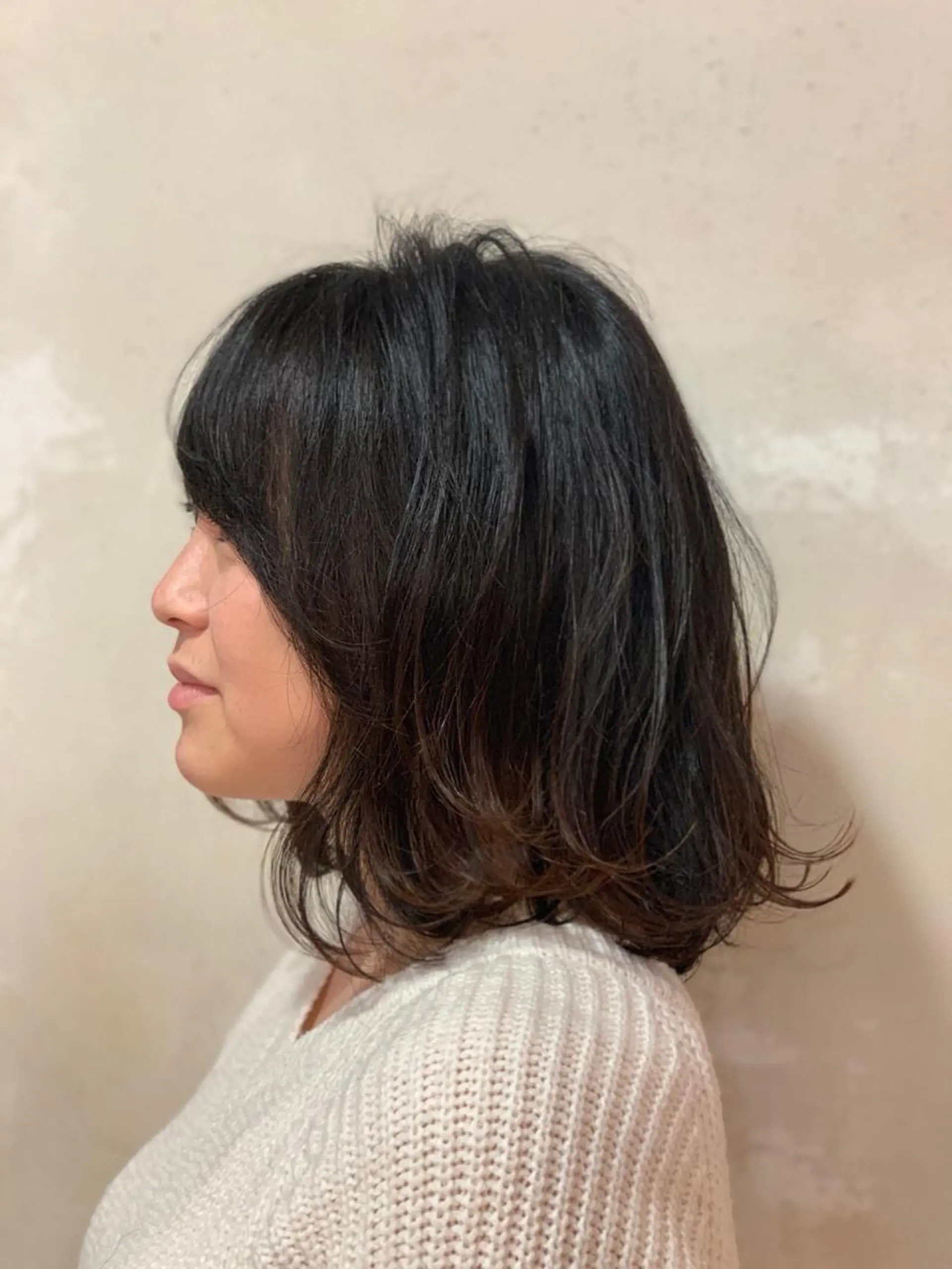 ミディアム ボブ 顔周りカット レイヤーカット おくれ毛 小顔カット 森 早希絵のヘアスタイル