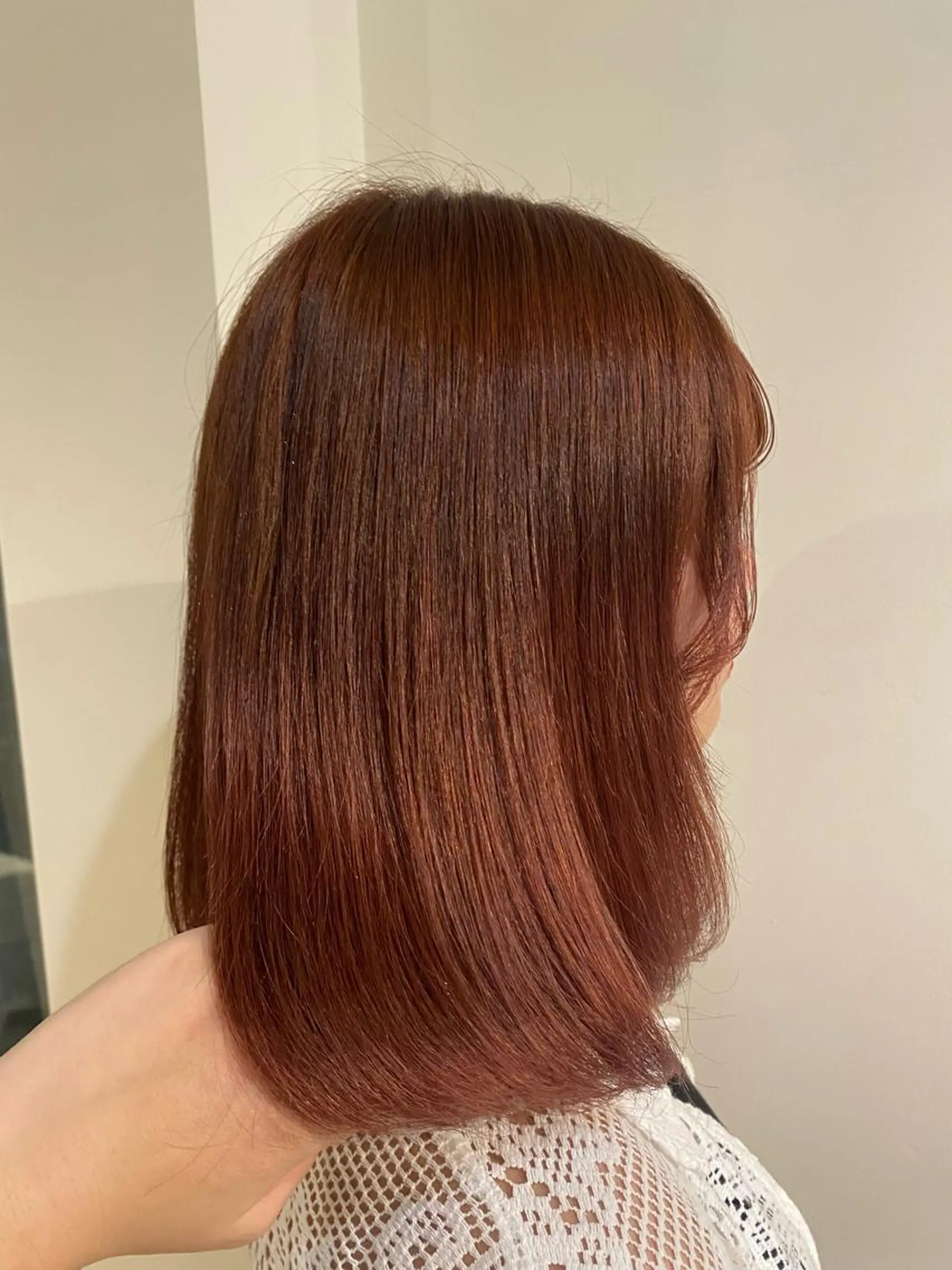 ミディアム カラー カット ヘアカラー トリートメント 【ROA】 MISUZU✨のヘアスタイル