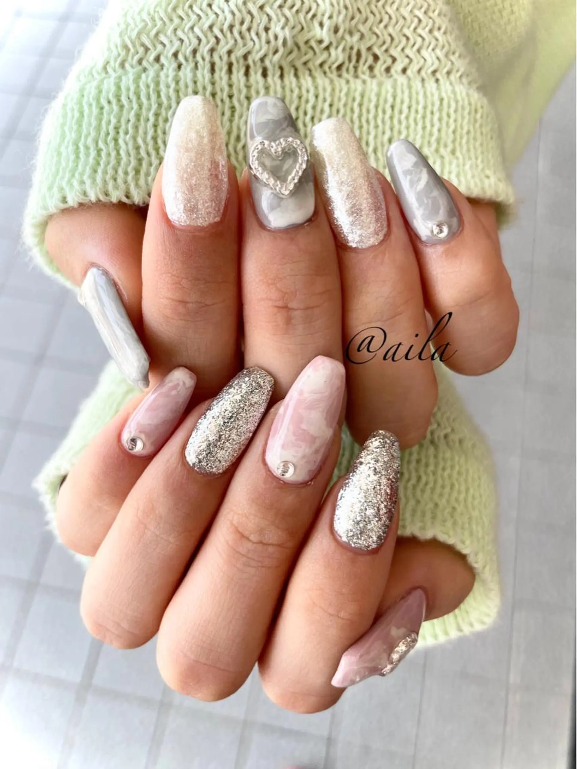 ネイル ハンドネイル フットネイル HAIR MAKE Aila所属・Aila.nail _F_AYUMIのネイルデザイン