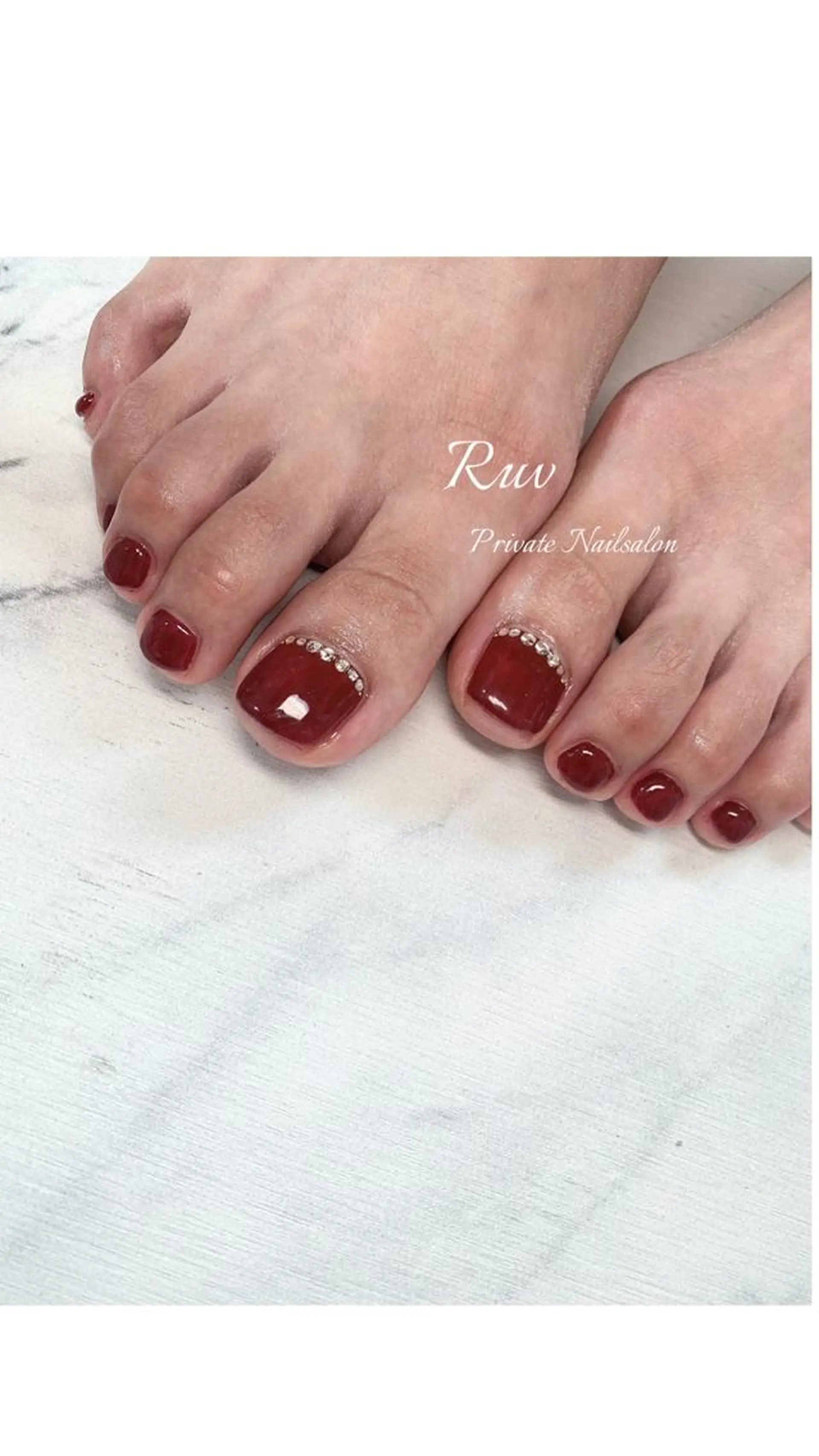ネイル ストーンネイル ハンドネイル プライベート ネイルサロン　ルヴのネイルデザイン