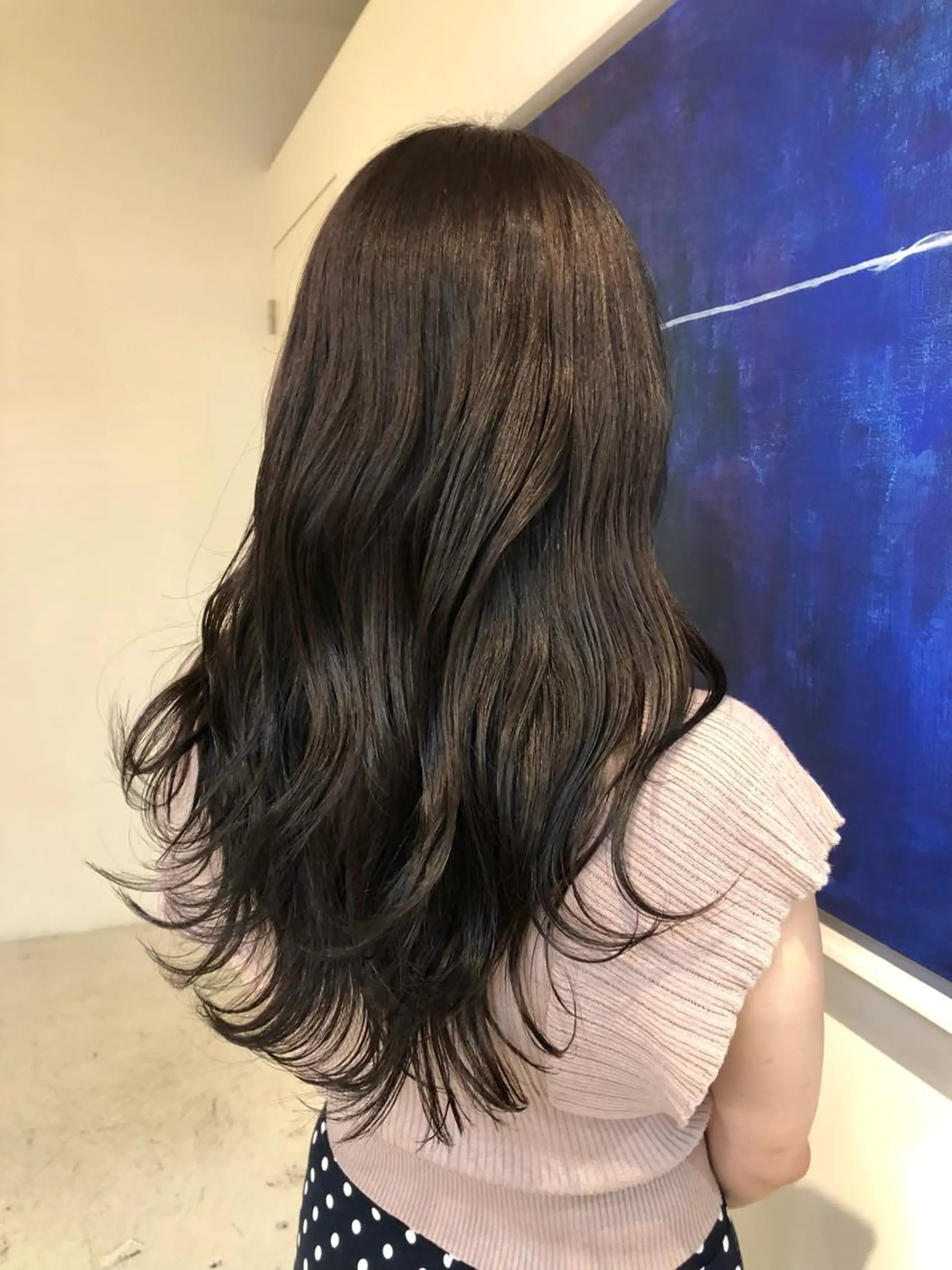 ロング ヘアカラー トリートメント 🫧tomoka 透明感カラー🫧のヘアスタイル