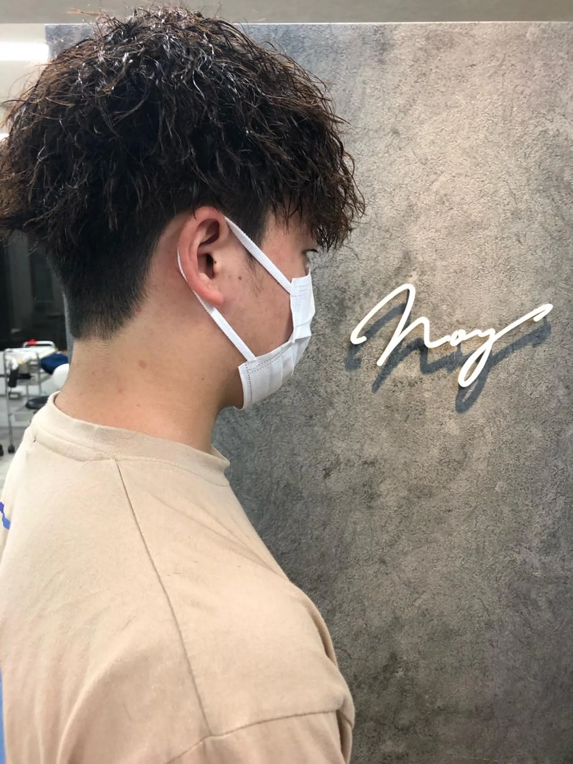 パーマ メンズ メンズパーマ メンズツイストパーマ ツーブロック ツイストパーマ Noy所属・Noyヨシモト ヒロトのヘアスタイル