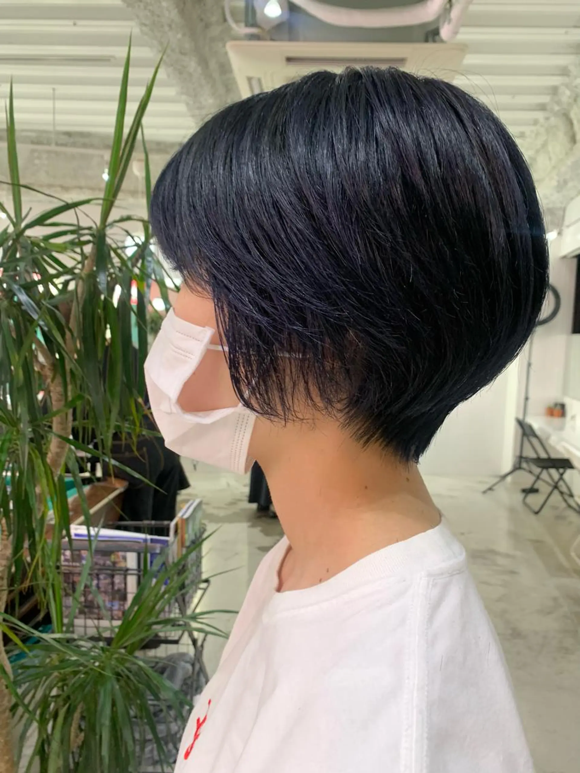 ショート カラー ヘアアレンジ 🧨ブリーチー×ボブ レイヤー💎じゅえるのヘアスタイル