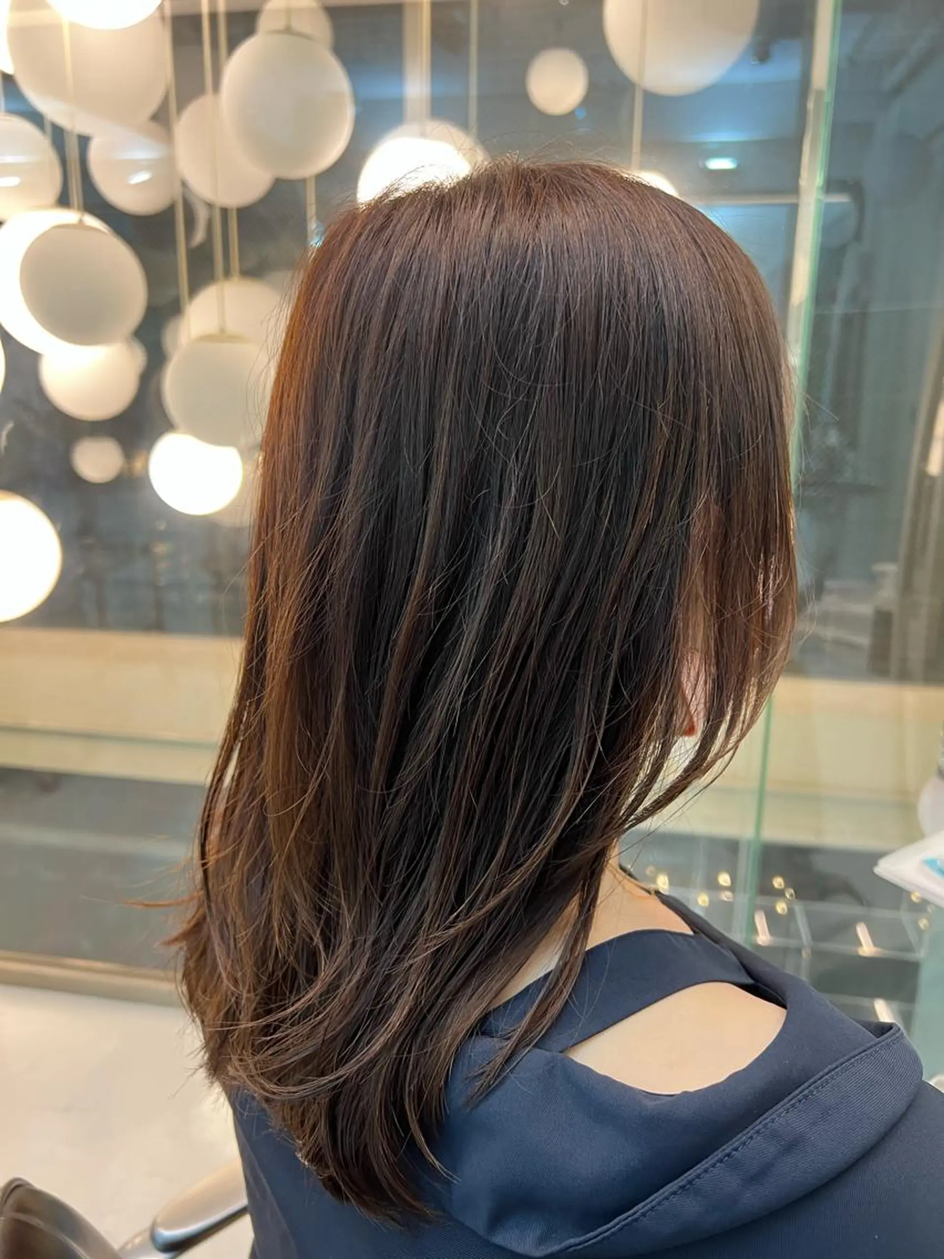 セミロング 顔まわりレイヤー 顔周りカット レイヤーカット カット ラテ武蔵小杉所属・野崎 海翔のヘアスタイル