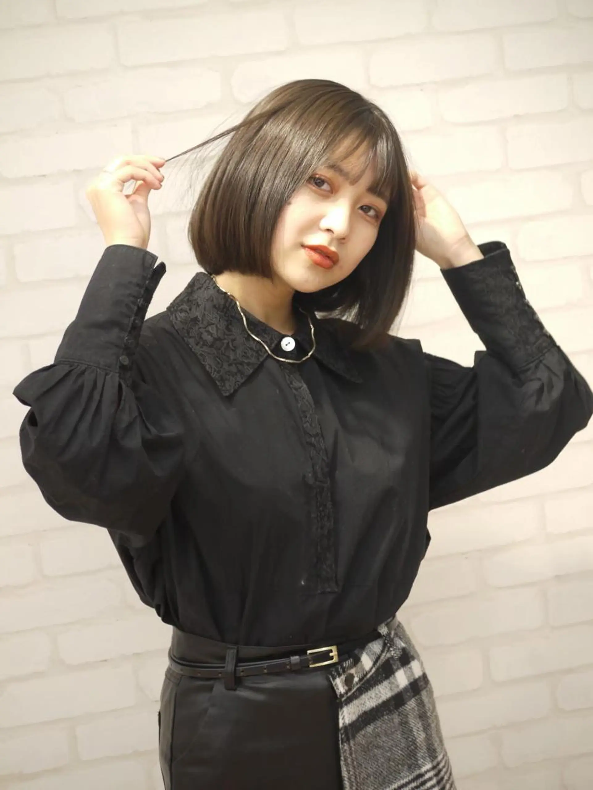 ミディアム ミディアムパーマ ハイライト 髪質改善 レイヤーカット 縮毛矯正 髪質改善ayame 横山諒のヘアスタイル