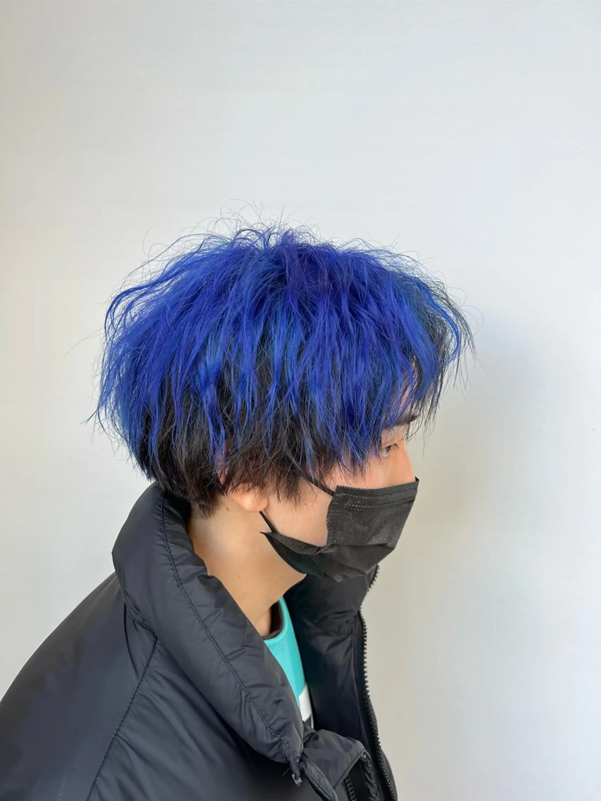 ショート カラー カット ヘアカラー Mavie hair所属・髪質改善×潤艶カラー ⭐️岡田崇彰のヘアスタイル