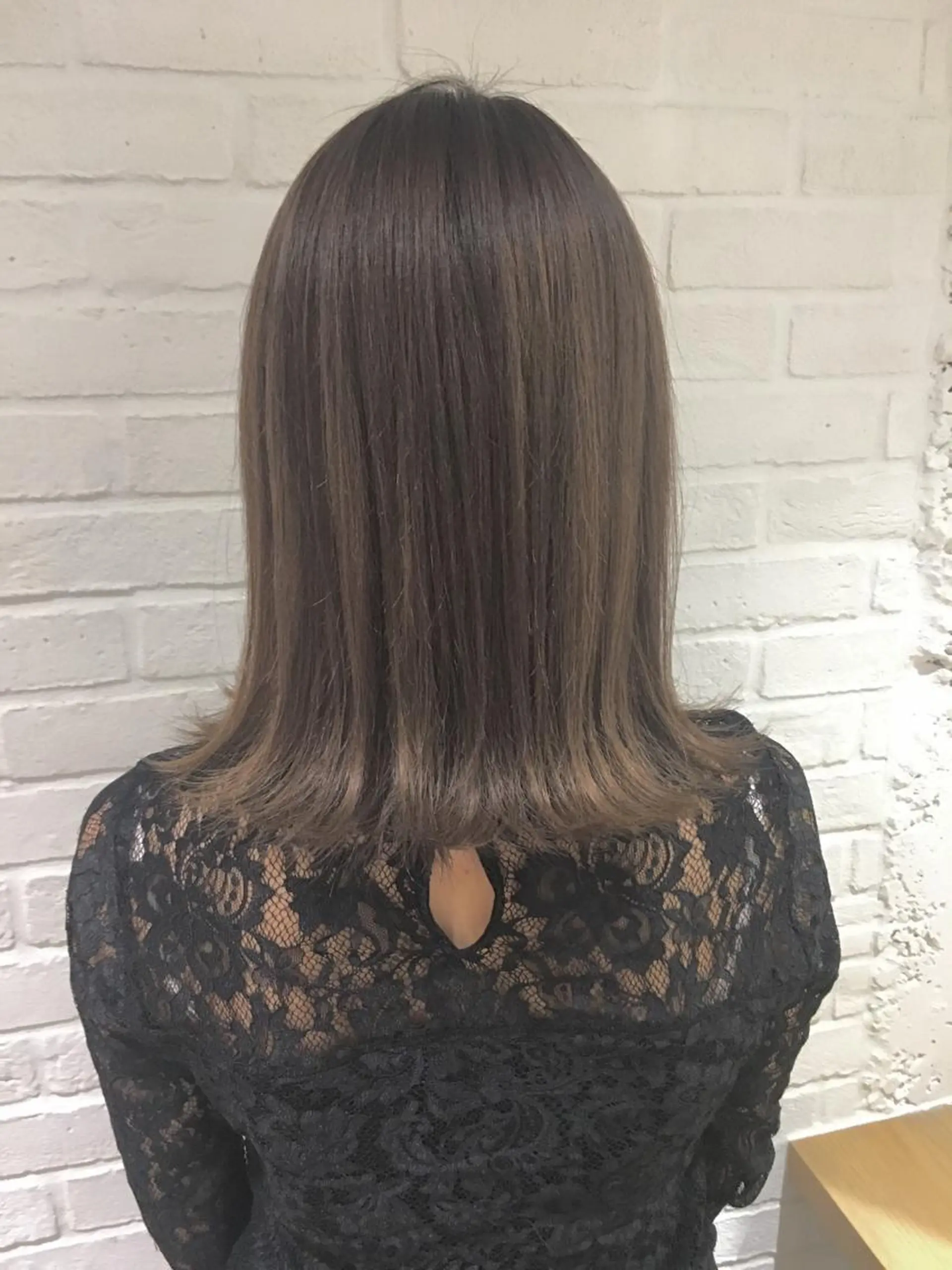 ミディアム フジサキ ケンのヘアスタイル