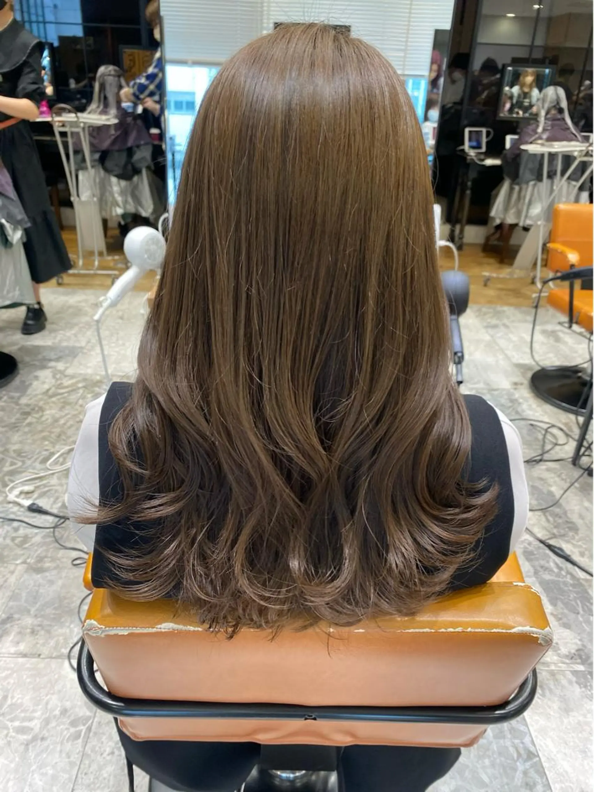 セミロング カラー ベージュカラー ブラウンカラー ブラウンベージュ くびれヘア 顔周りカット カット ヘアカラー トリートメント 顔周り/くびれヘア 韓国ヘア💕風間るなのヘアスタイル
