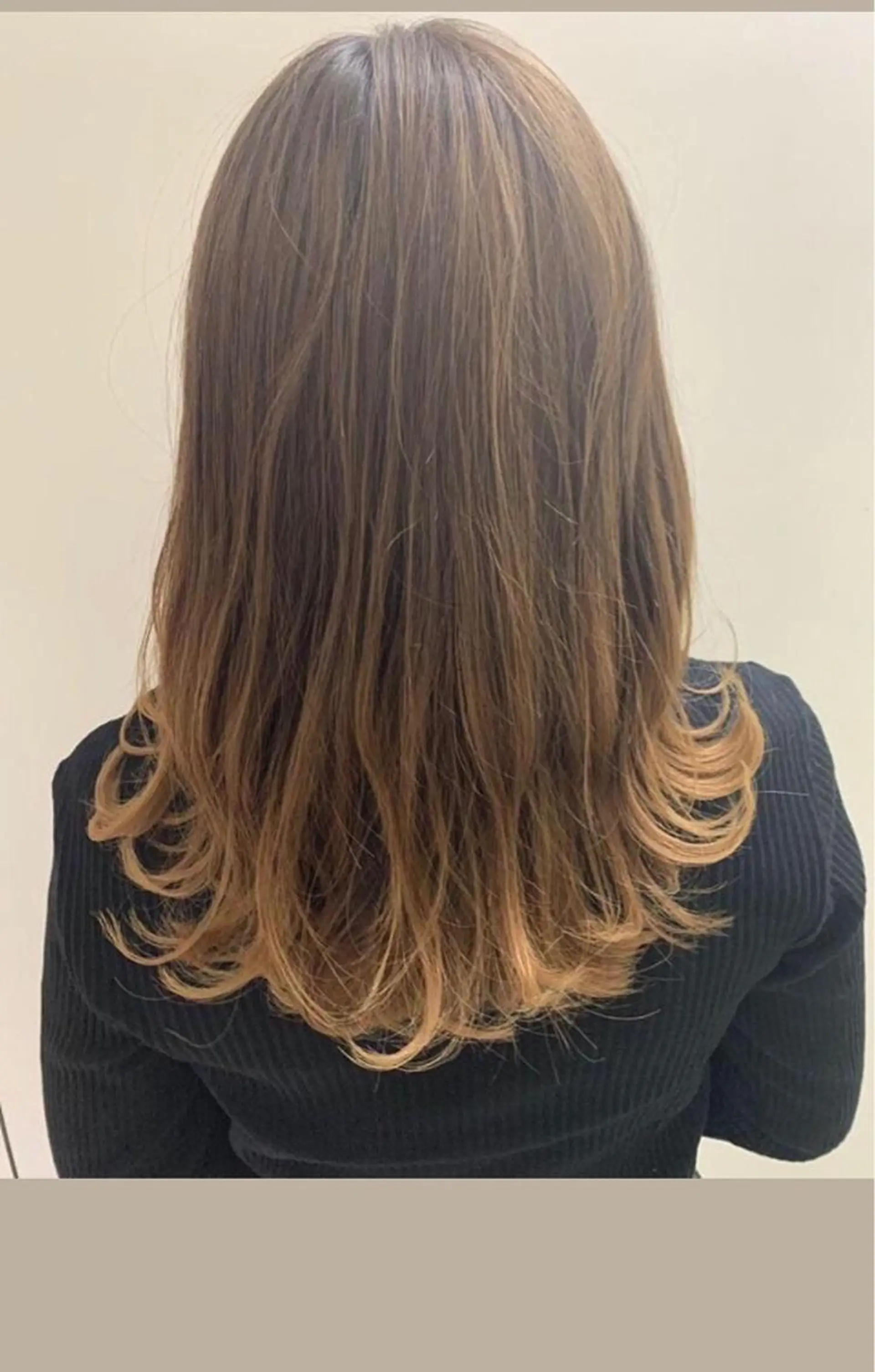 セミロング カット 縮毛矯正 モデル募集 神田のヘアスタイル