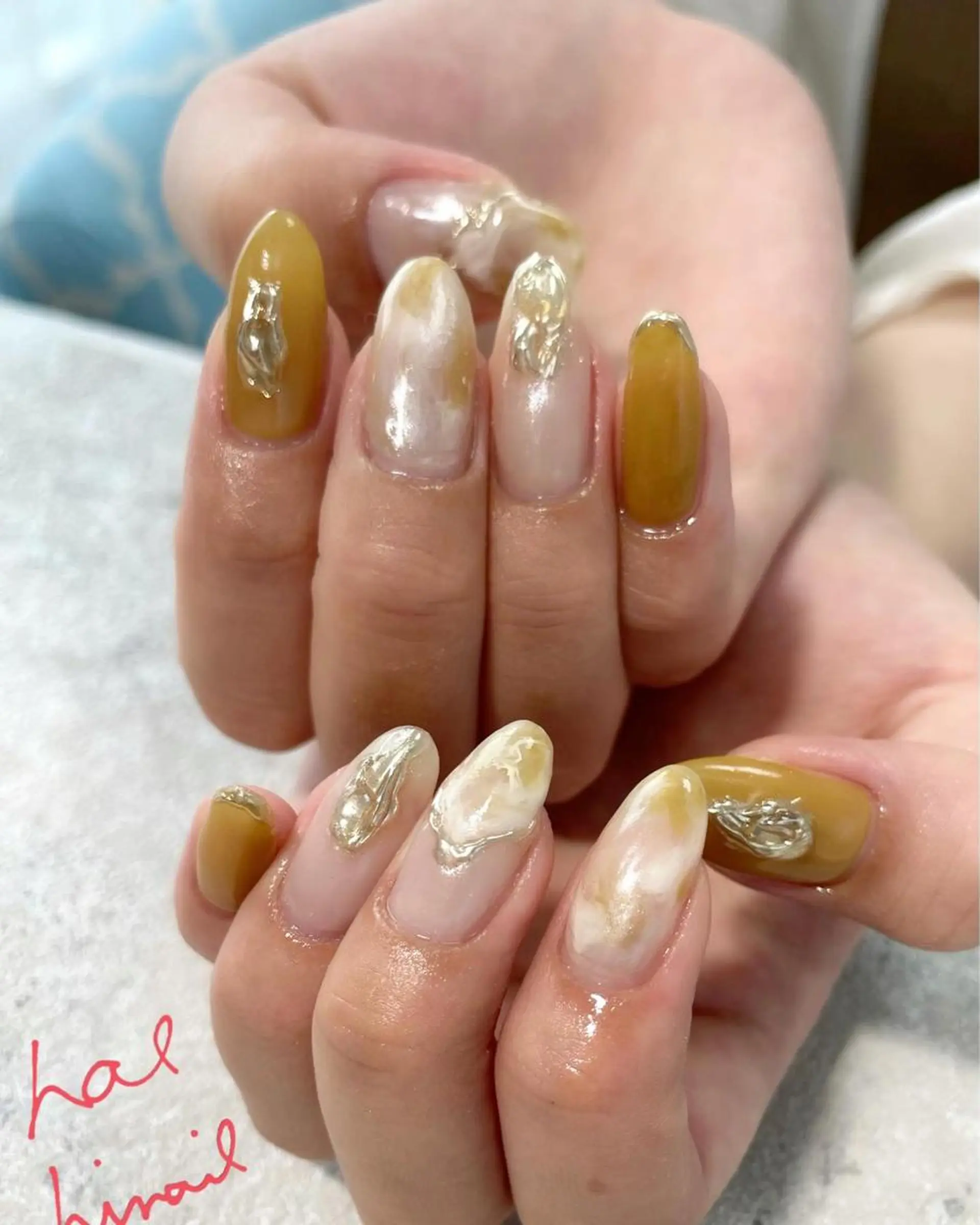 ネイル ミラーネイル ニュアンスネイル はるひな ねいるのネイルデザイン