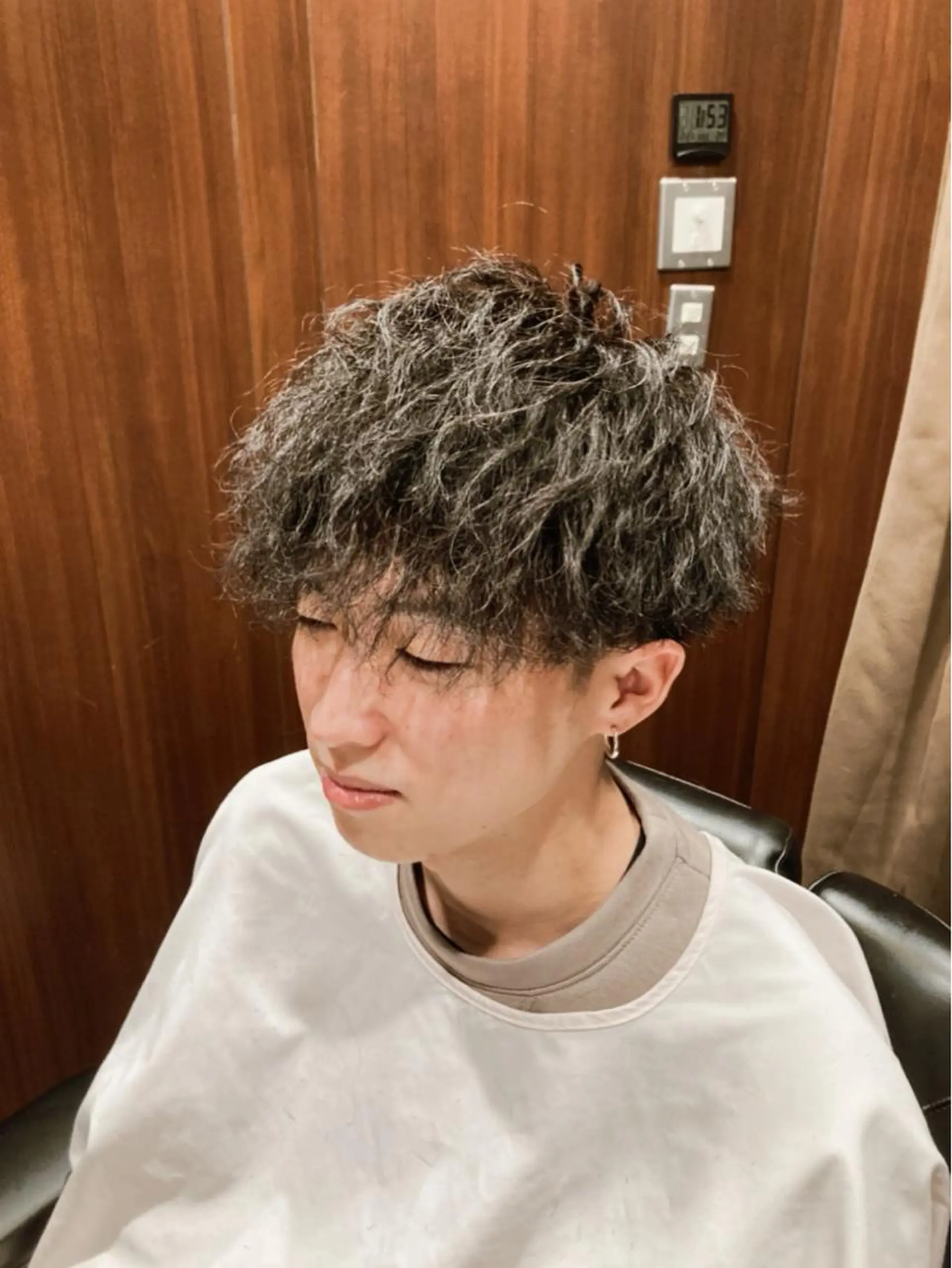 ミディアム パーマ メンズ メンズ特化美容師 井上大輔のヘアスタイル