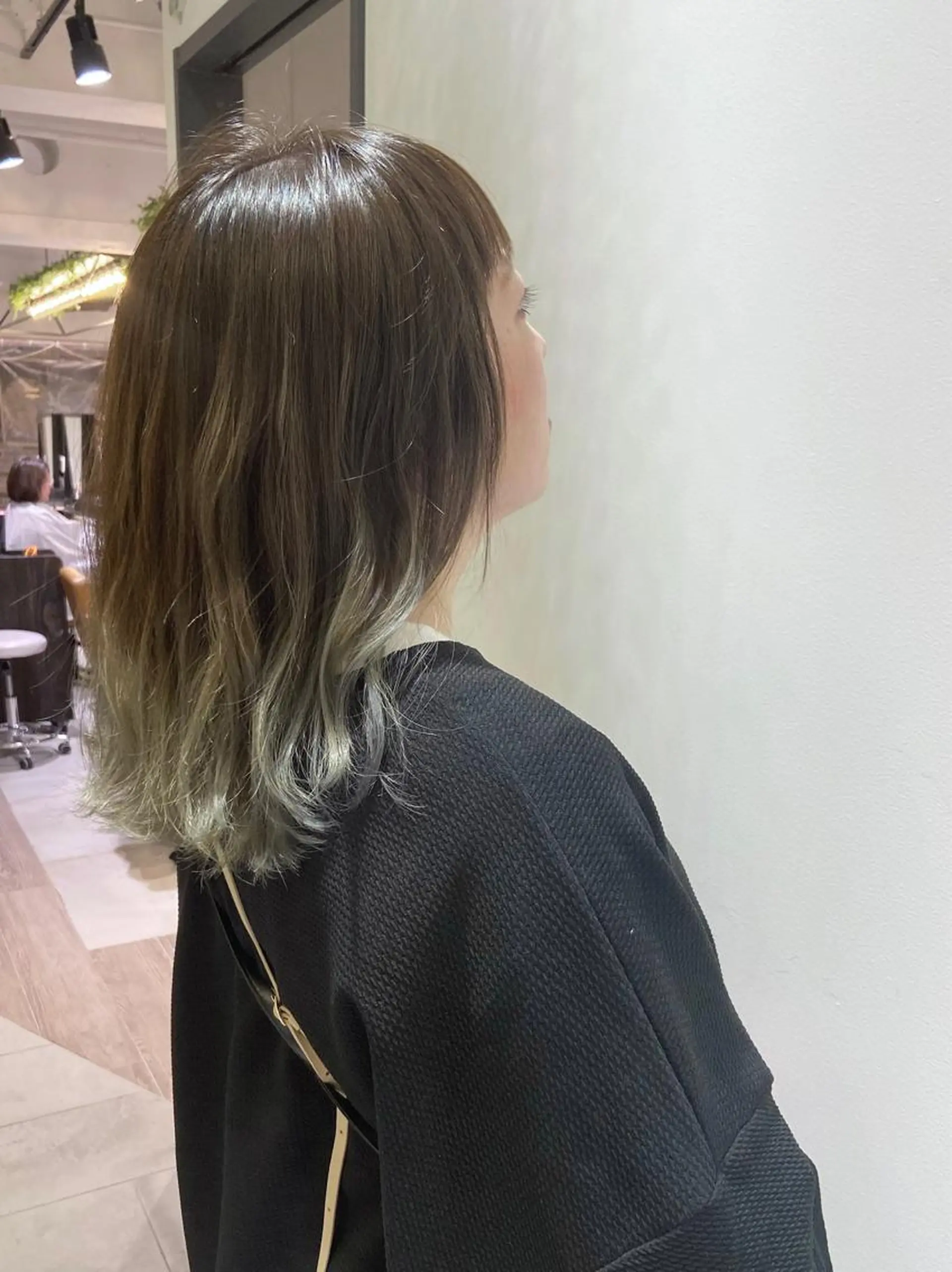 ミディアム カラー カット ヘアカラー トリートメント 🐺ウルフ/レイヤー 似合わせ‎🤍沙羅のヘアスタイル