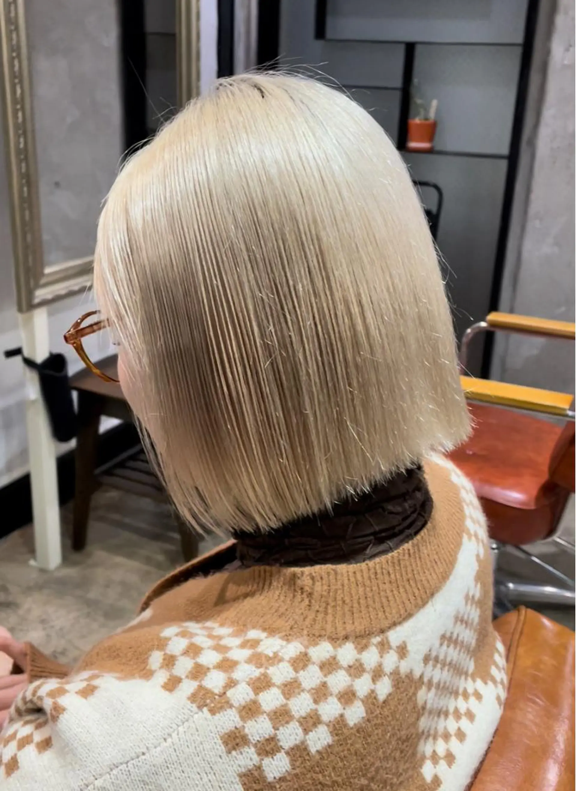 ミディアム yelm所属・🫒オリーブカラー ミディアムレイヤー✨のヘアスタイル