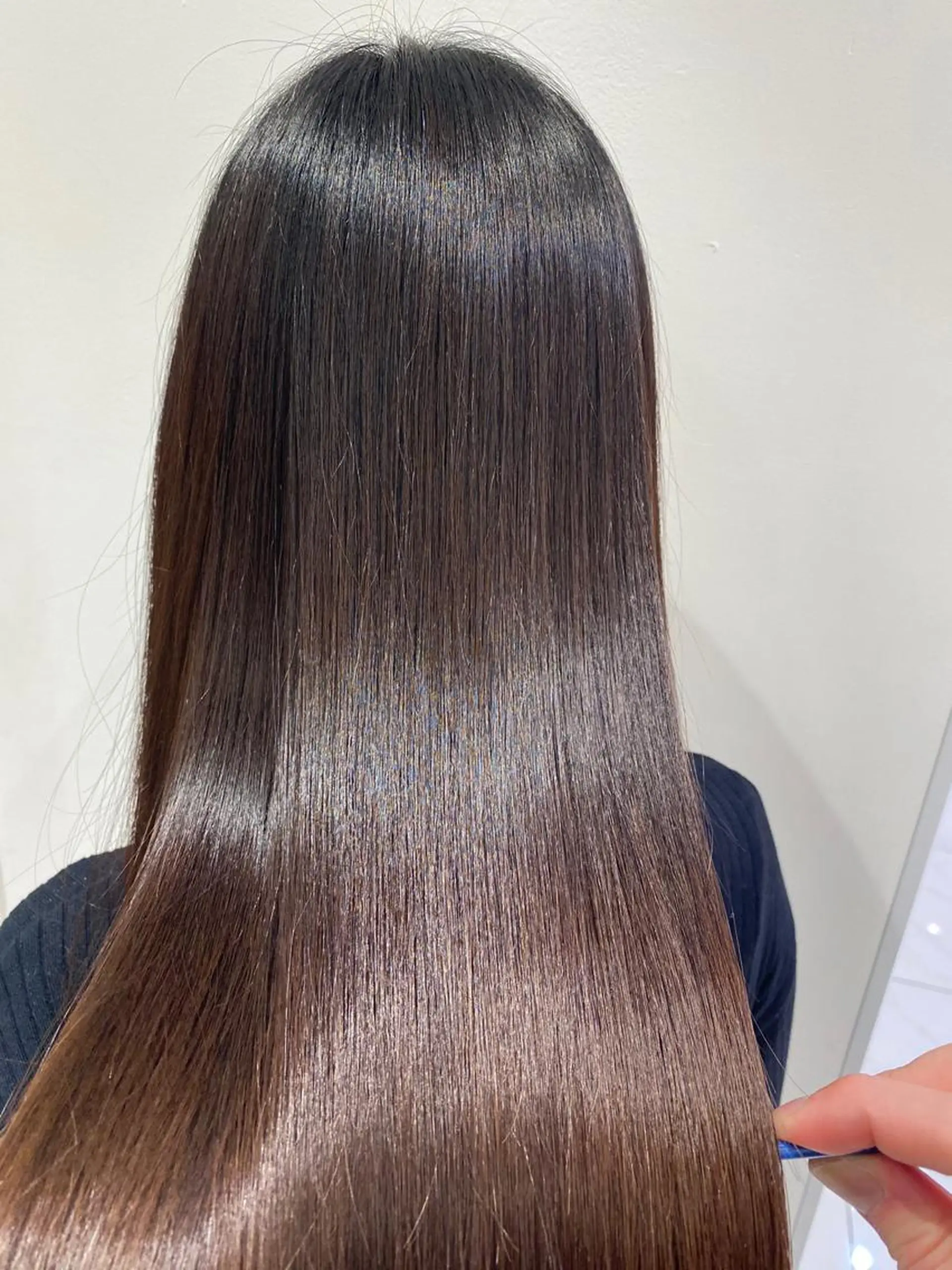 ロング カット 縮毛矯正 美髪縮毛矯正 穴見太伍のヘアスタイル