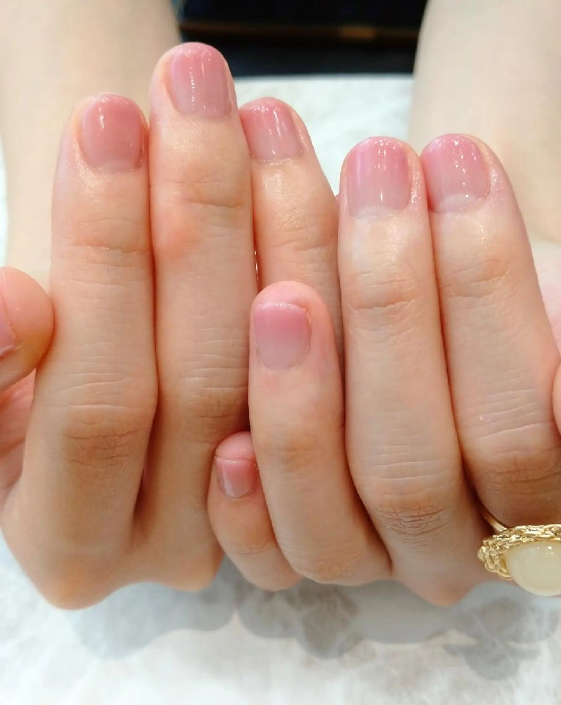 ネイル グラデーション ピンク ハンドネイル 會田 瑠衣のネイルデザイン