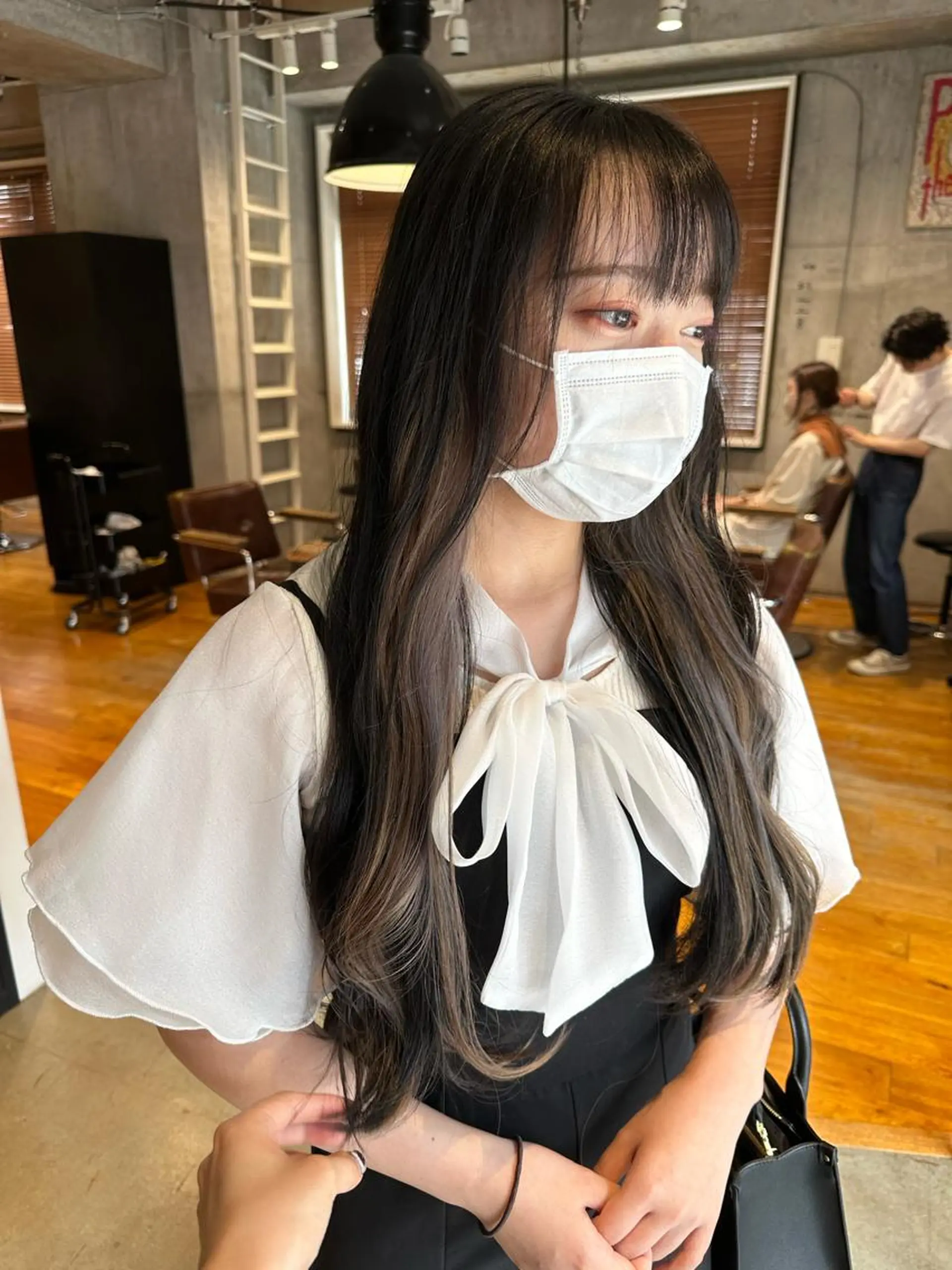 ロング 💜透明感カラー🌈 /森絵美莉⛄️❄️のヘアスタイル