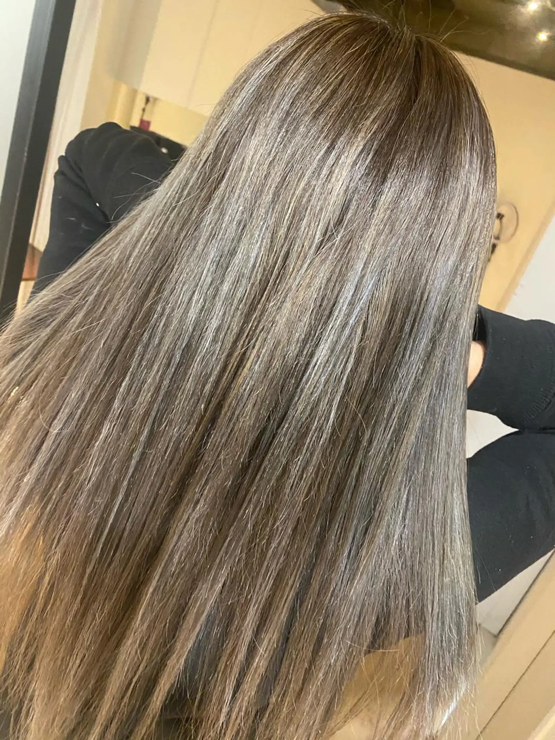 ロング カラー 透明感カラー ハイライトカラー ハイライト 久米 治仁のヘアスタイル