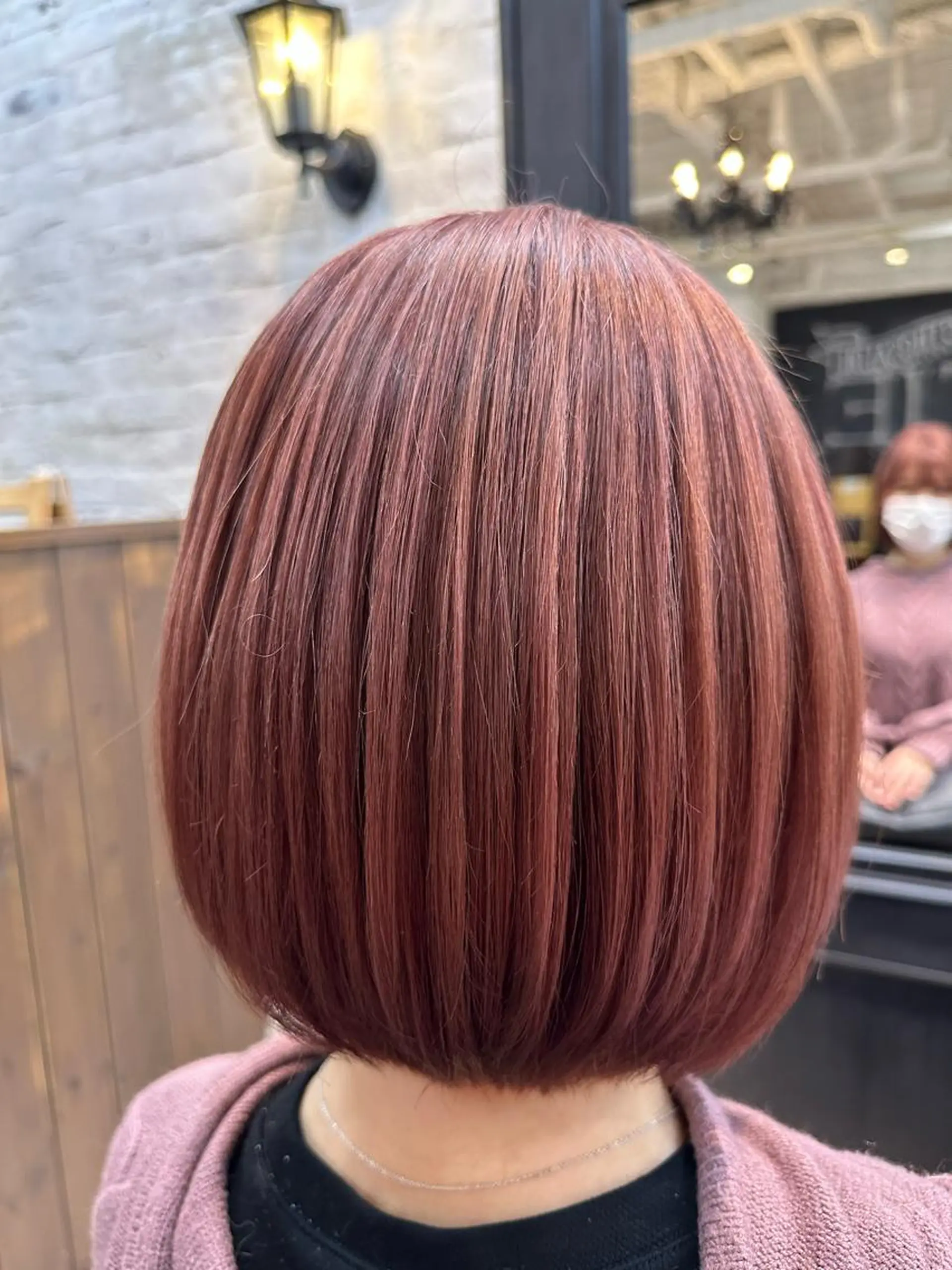 ミディアム カラー ブリーチ ブラウンカラー ピンクカラー ピンクブラウン カット ヘアカラー トリートメント ratie所属・池内 章人のヘアスタイル