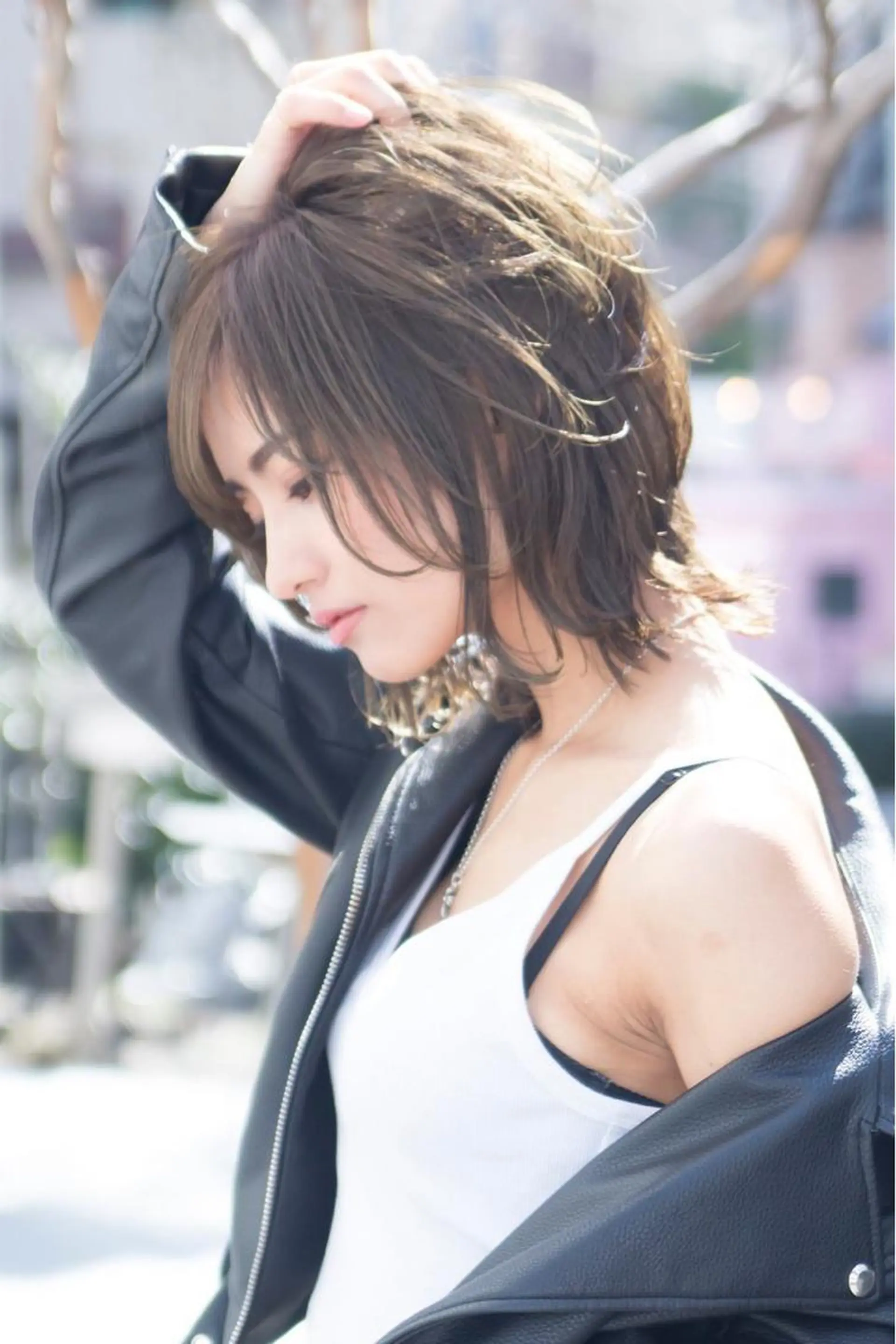 ショート カラー グレージュ レイヤーカット ウルフカット ウルフレイヤー クドウレイ fifth渋谷のヘアスタイル