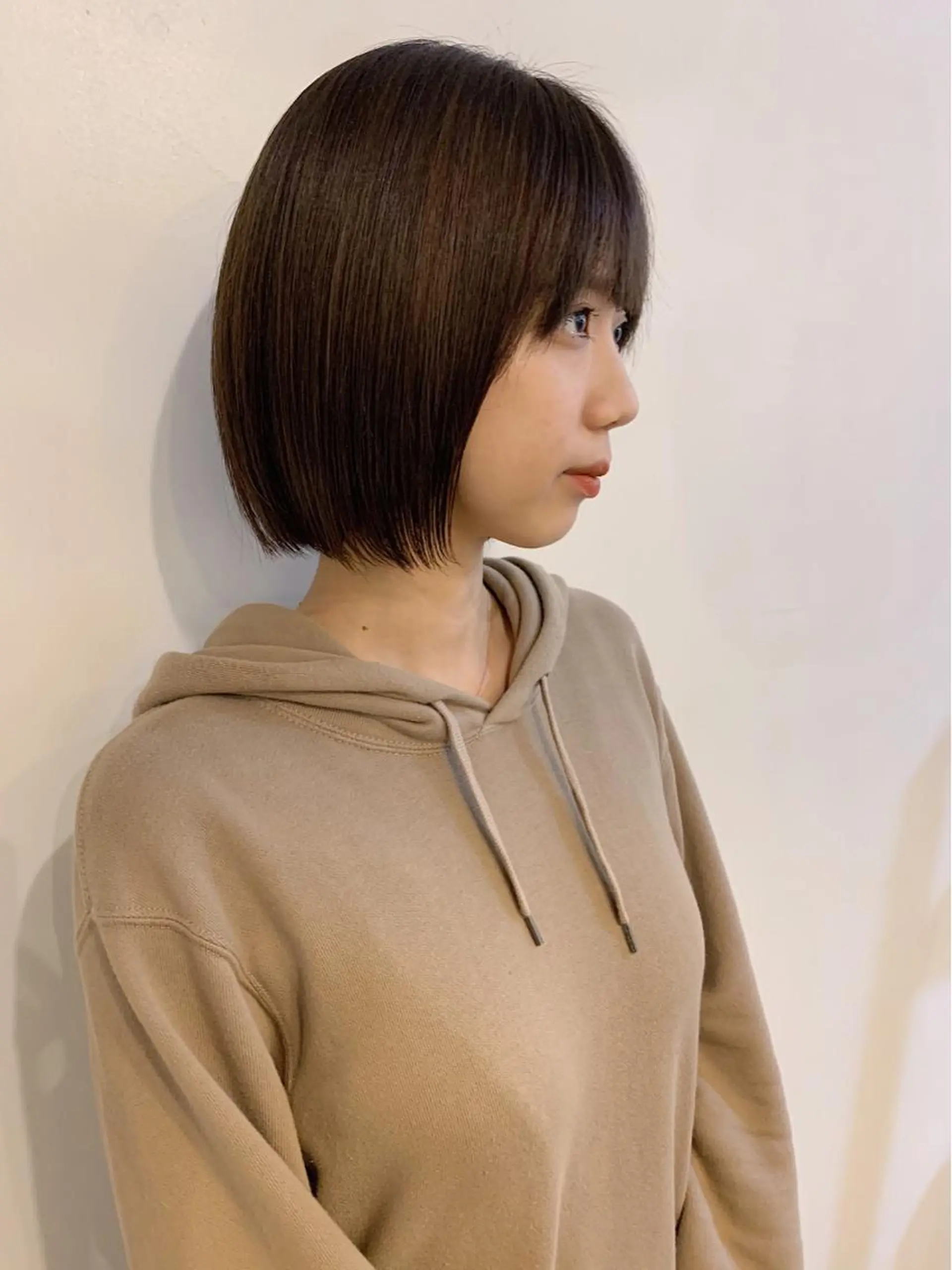 ショート カラー 安藤 佑衣のヘアスタイル