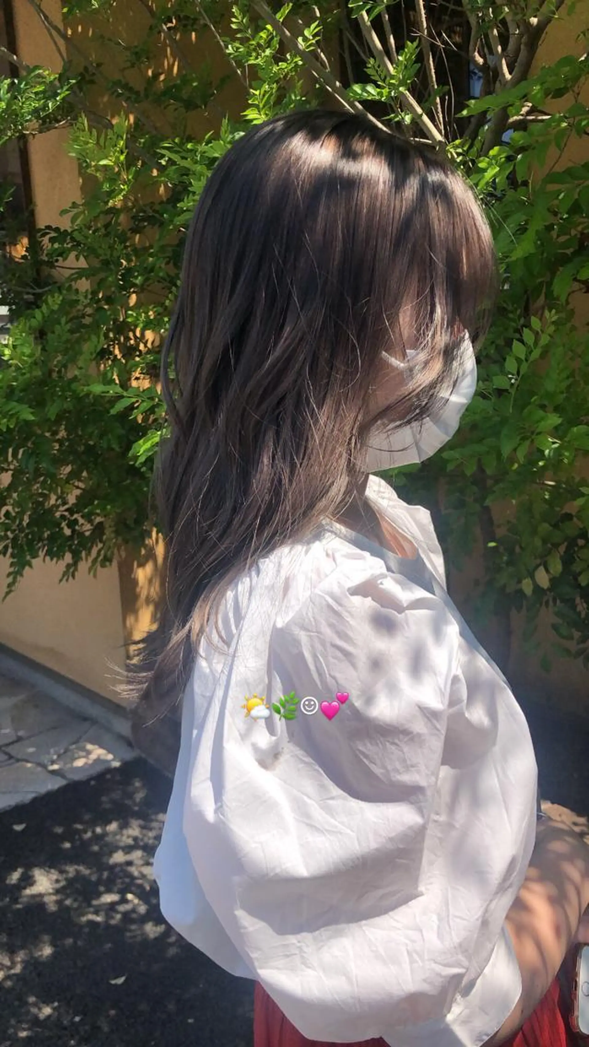 ロング カラー ブリーチ ヘアカラー トリートメント 川元 汐音のヘアスタイル