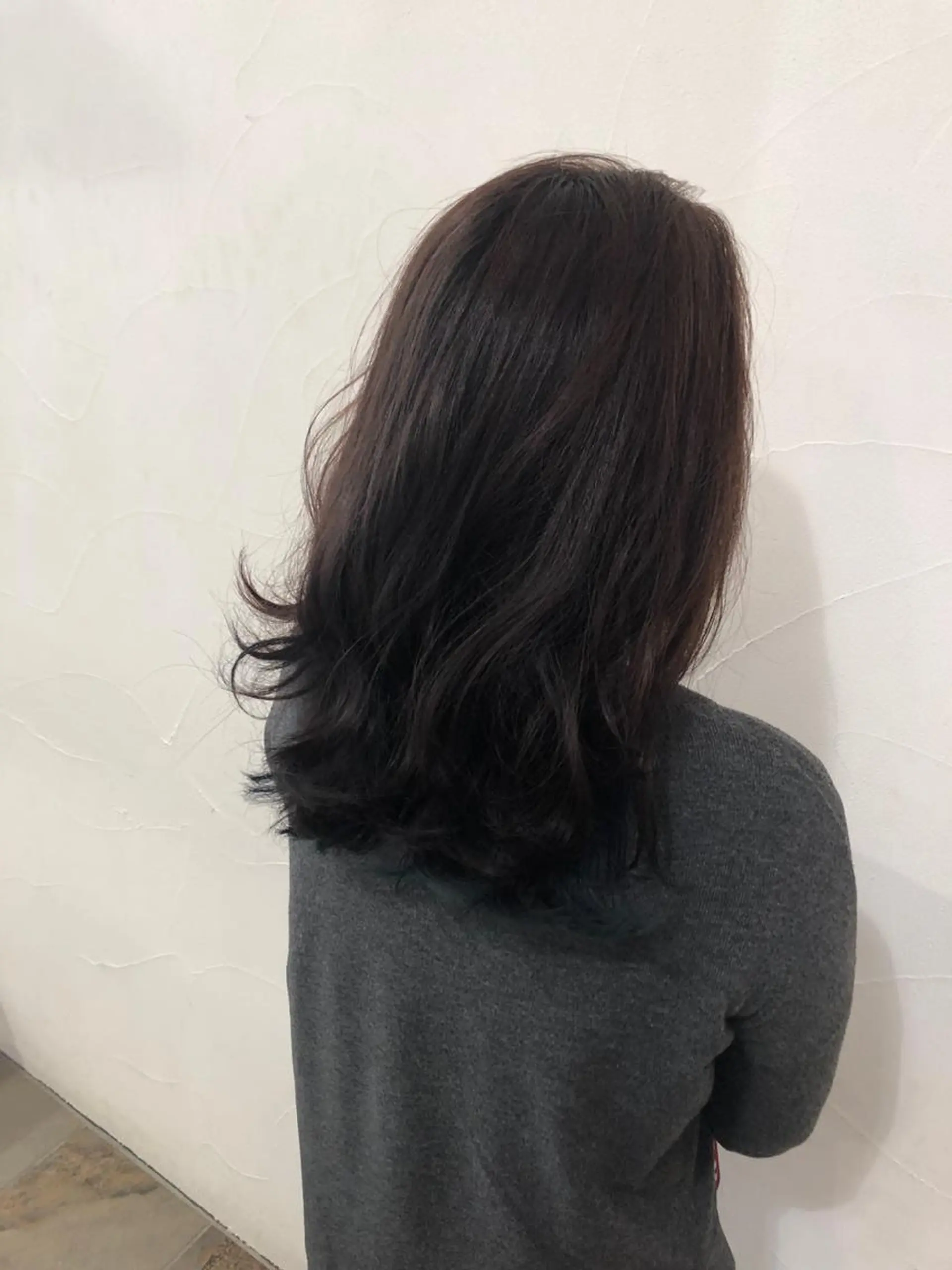 カラー 下池 紗加のヘアスタイル