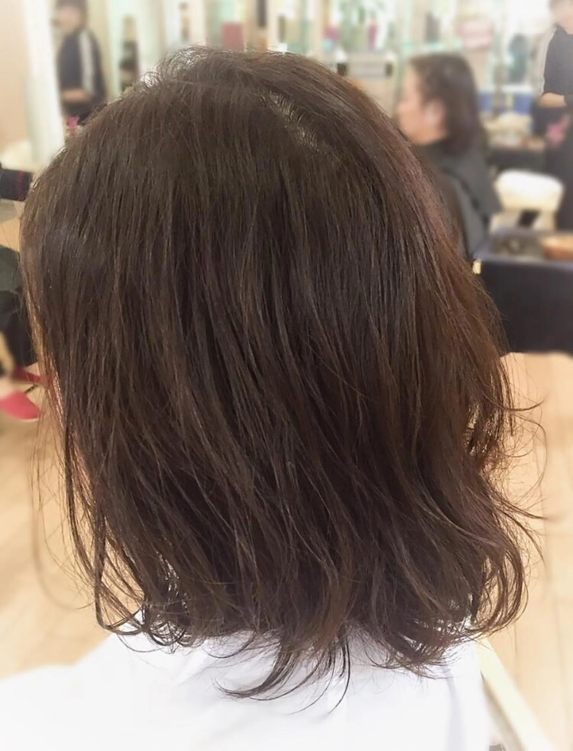 ミディアム カラー パーマ ミディアムパーマ レイヤーカット カット ヘアカラー 美容しょうへいの店  西長岡所属・斎藤 舞香のヘアスタイル