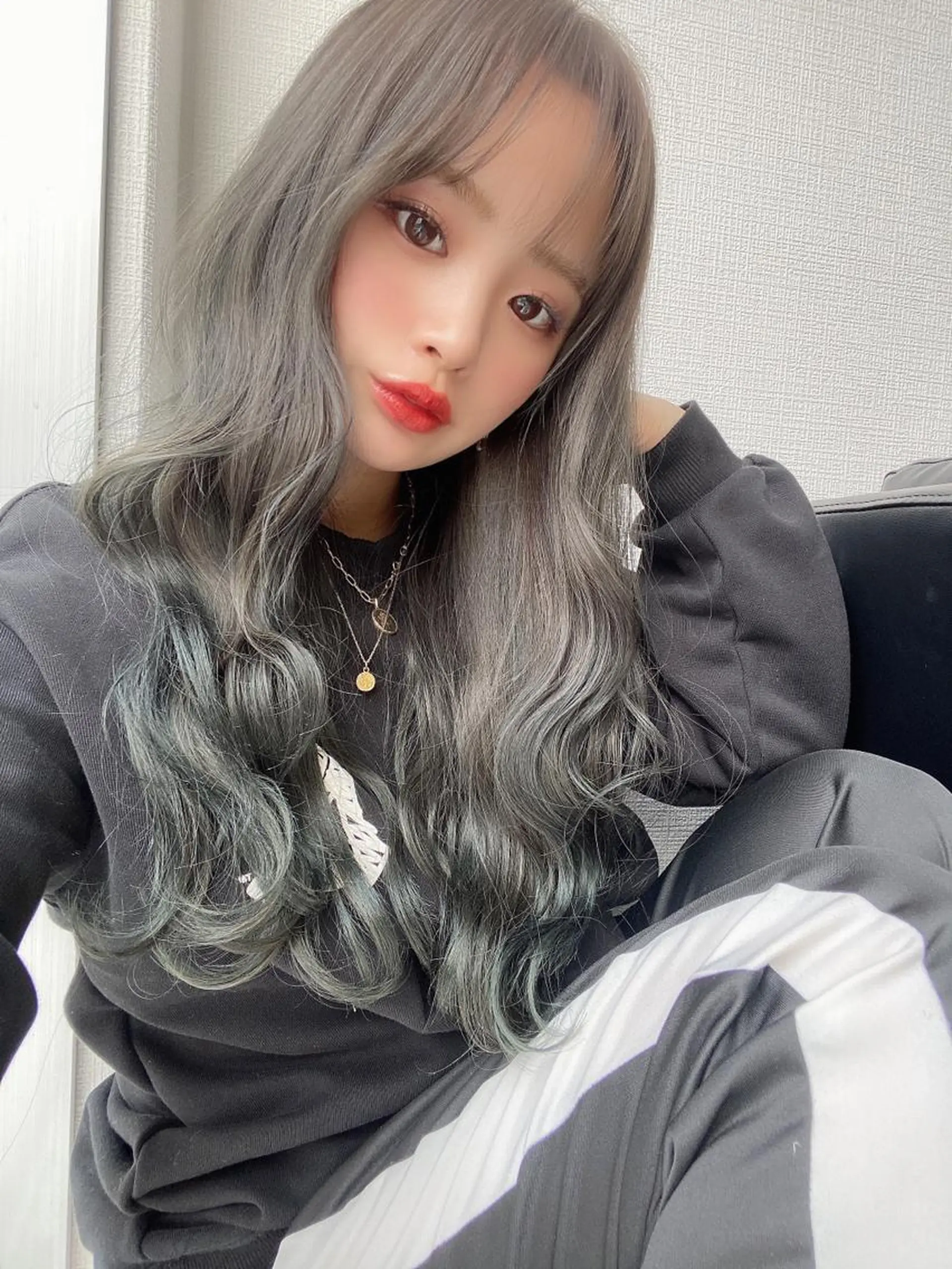 ロング カラー アッシュ ベージュカラー ブルーカラー ブラウンカラー ショコラベージュ カット ヘアカラー トリートメント 名駅Private Salon　Noaのヘアスタイル