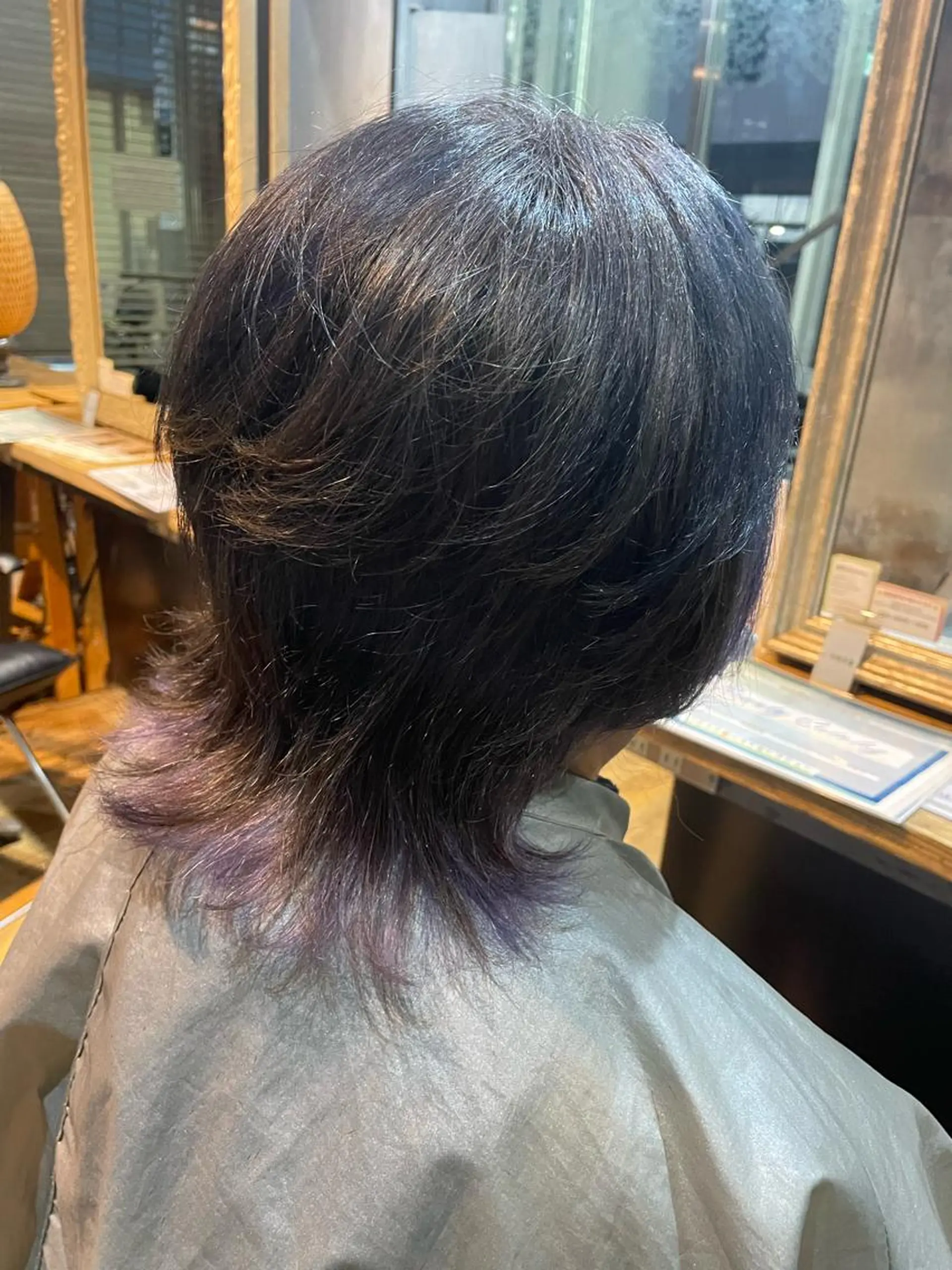 ショート ルネ所属・切りっぱなしボブ グレージュ/福田梢のヘアスタイル