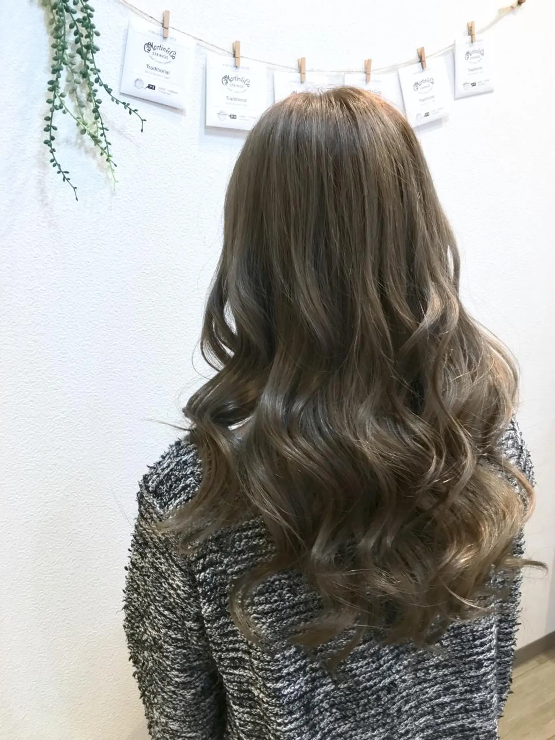 ロング カラー グレージュ 外国人風カラー ショート、ボブ シマダマサトのヘアスタイル