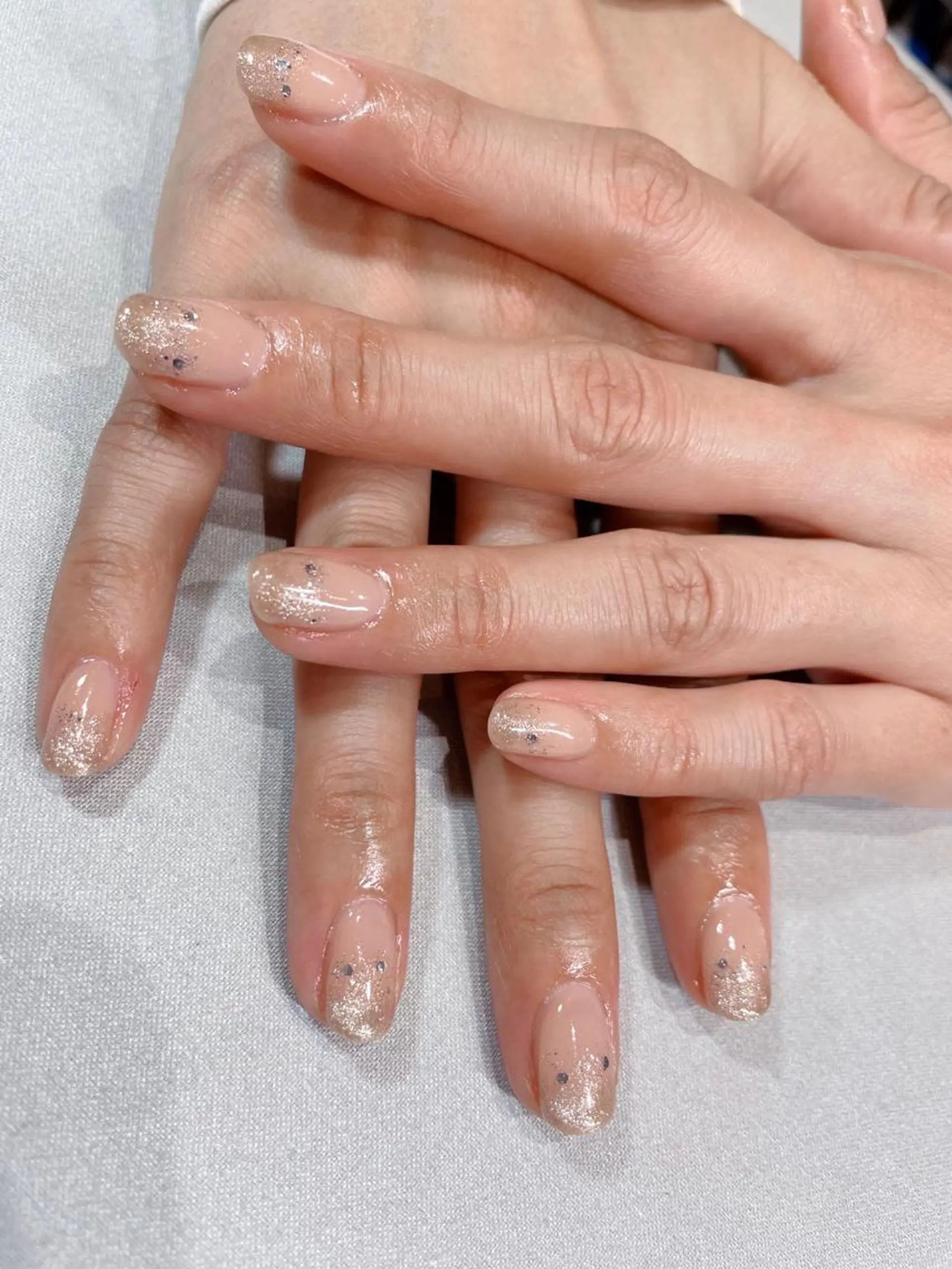 ネイル iiloo aromaworksのネイルデザイン