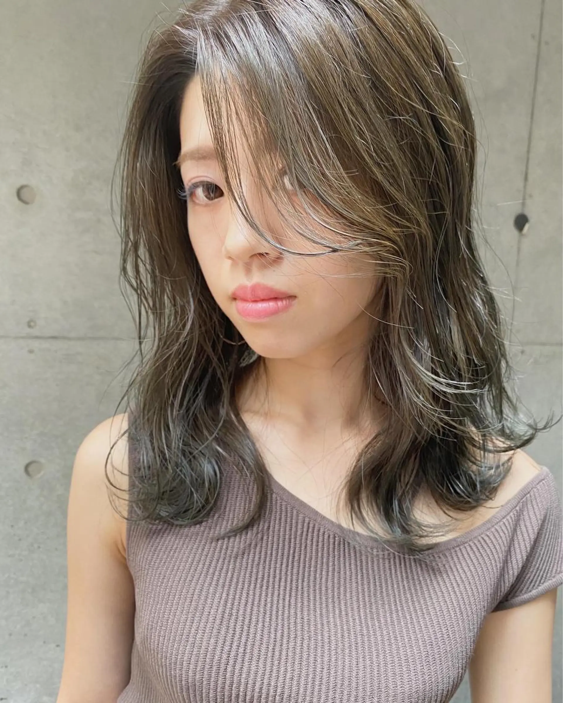 セミロング カラー パーマ ヘアアレンジ キッズ ネイル マツエク・マツパ umu.［韓国ヘア /ダウンパーマ］のヘアスタイル