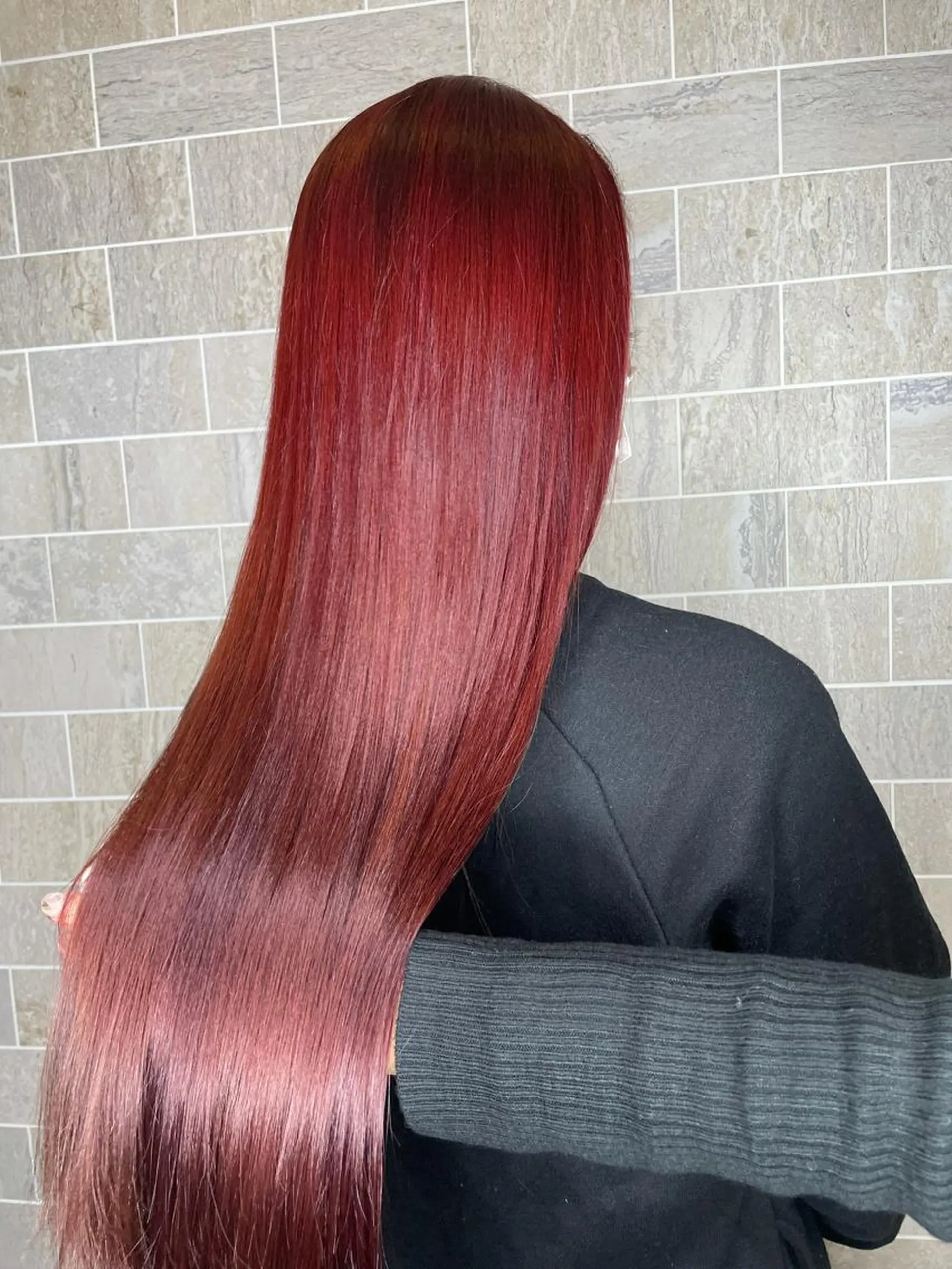 ロング 柳井 瑠菜のヘアスタイル