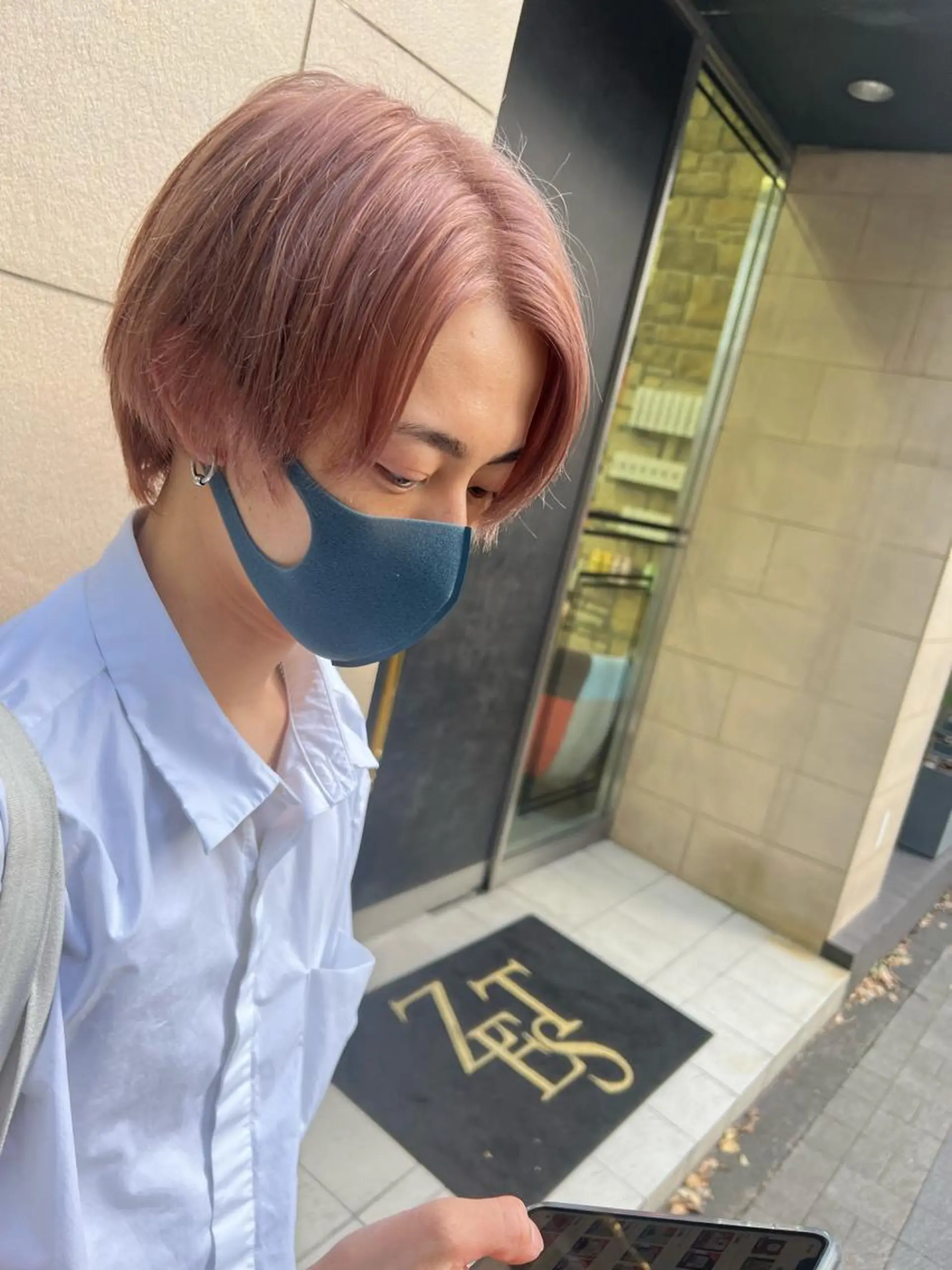 カラー メンズ ピンクカラー メンズカット/柏/韓 国/メンズパーマ航太のヘアスタイル