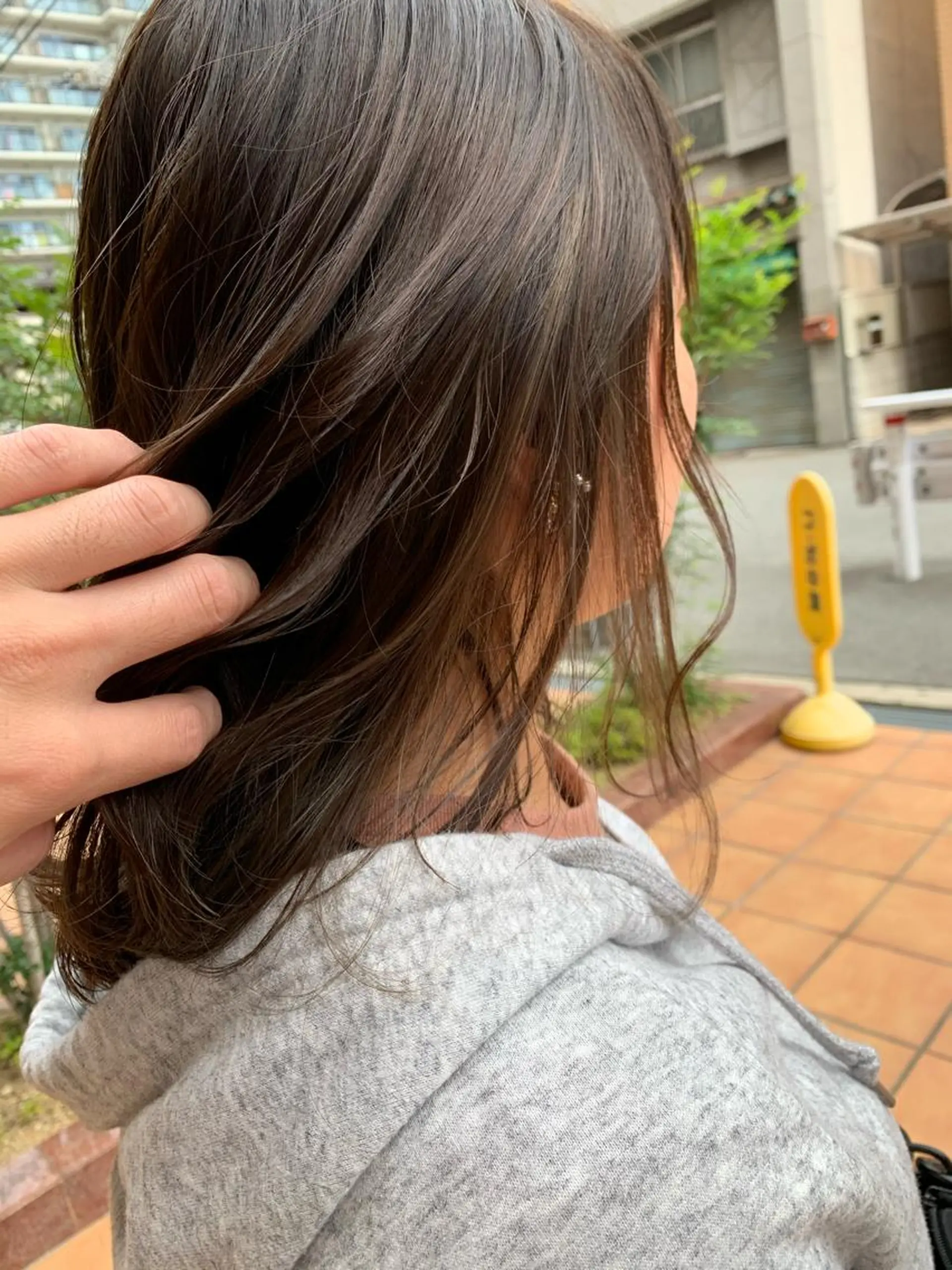 ミディアム カラー パーマ ヘアアレンジ メンズ キッズ マツエク・マツパ メンズインナーカラー インナーカラー ナチュラル Luela堅田所属・田中 裕士のヘアスタイル