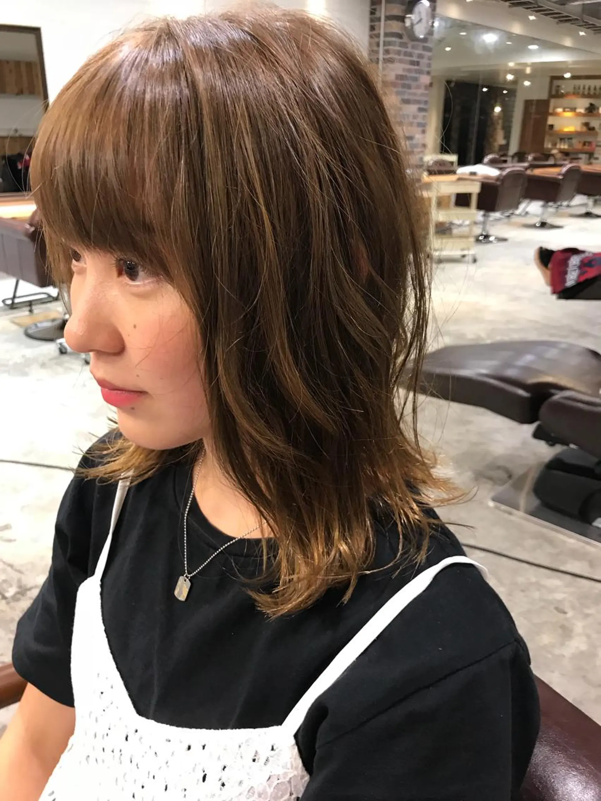 ミディアム カラー アッシュ バレイヤージュ 透明感カラー レイヤーカット ヘアカラー トリートメント ⭐️ハイクオリティ カラー杉本雄志⭐️のヘアスタイル