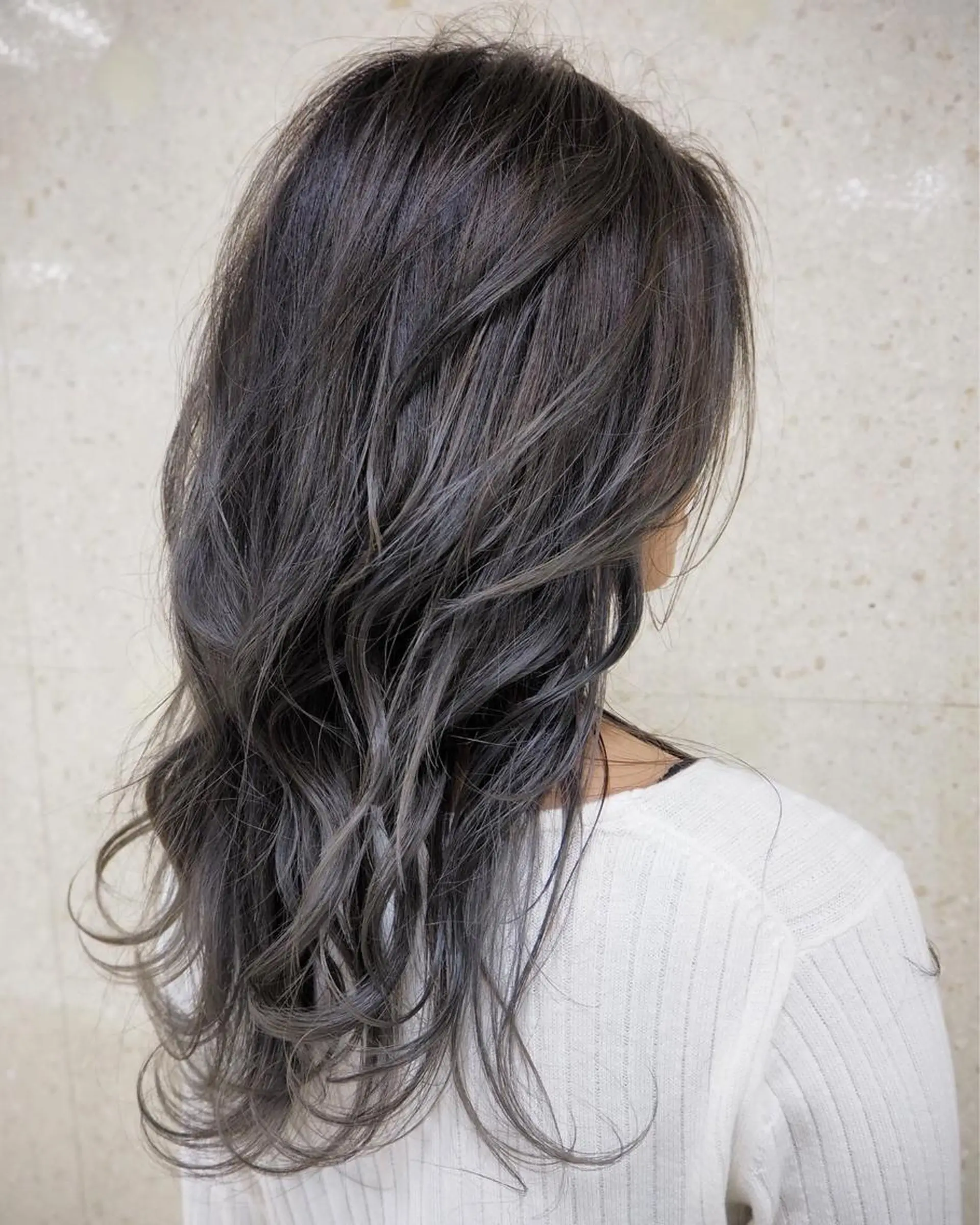 セミロング カラー ヘアカラー トリートメント 菅村 勇亮のヘアスタイル