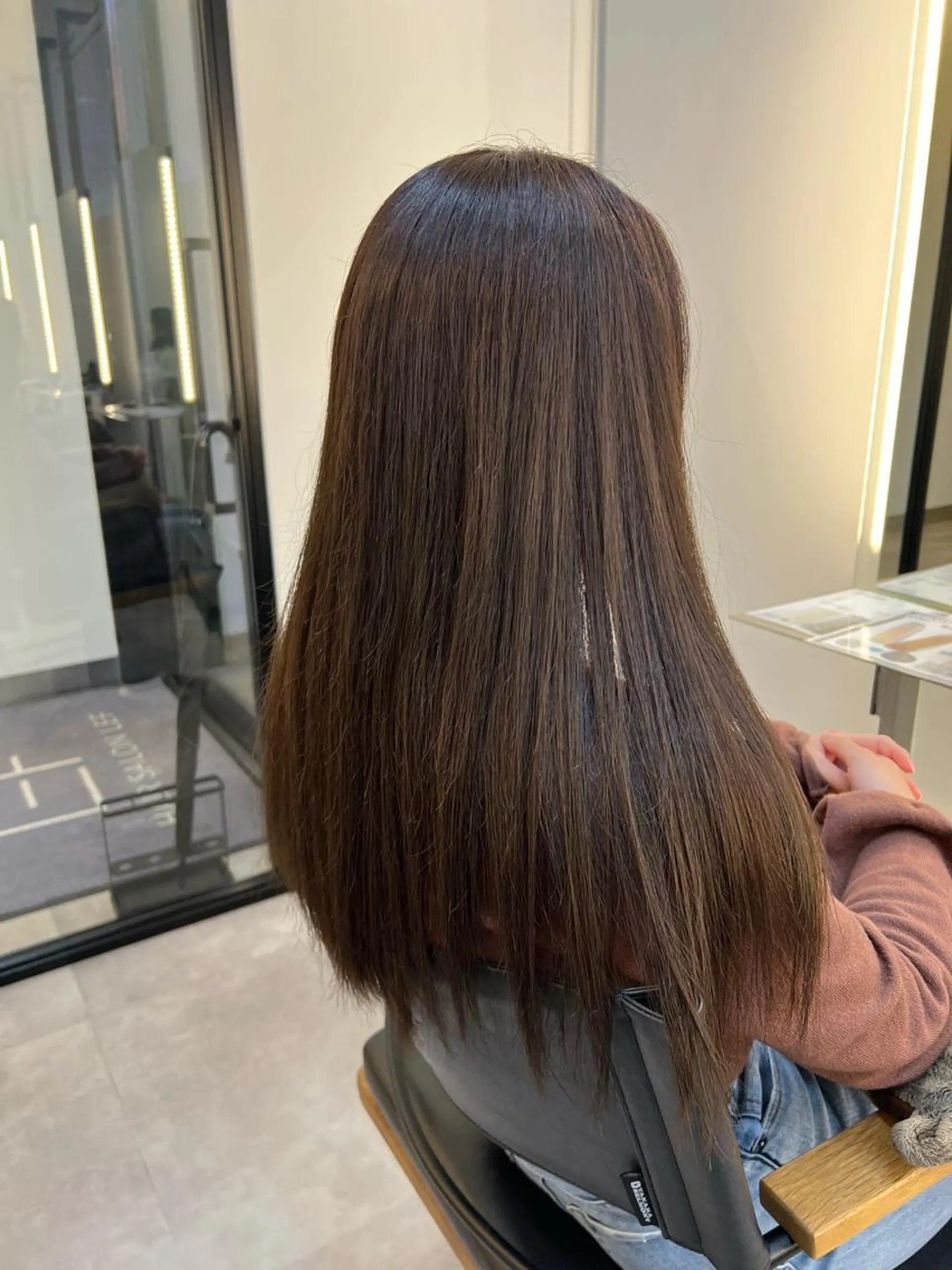 ロング カラー ブラウンカラー ダークブラウン 丸田 美沙希のヘアスタイル