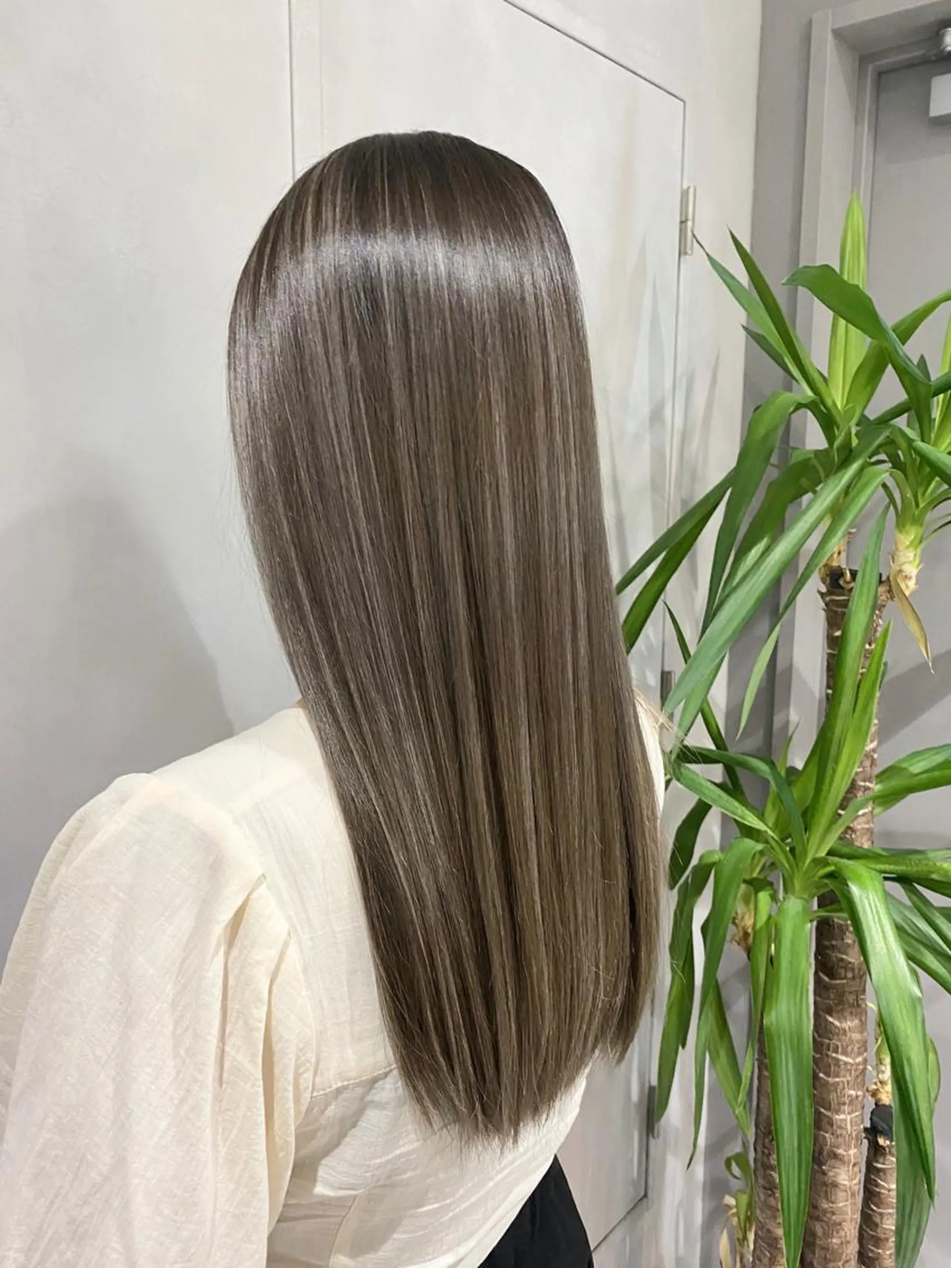 ロング カラー M IIのヘアスタイル