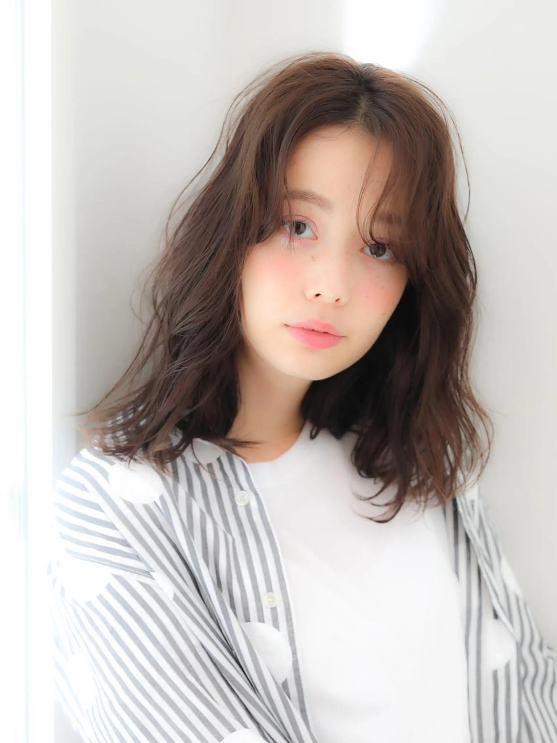 ミディアム カラー 山下 直人のヘアスタイル