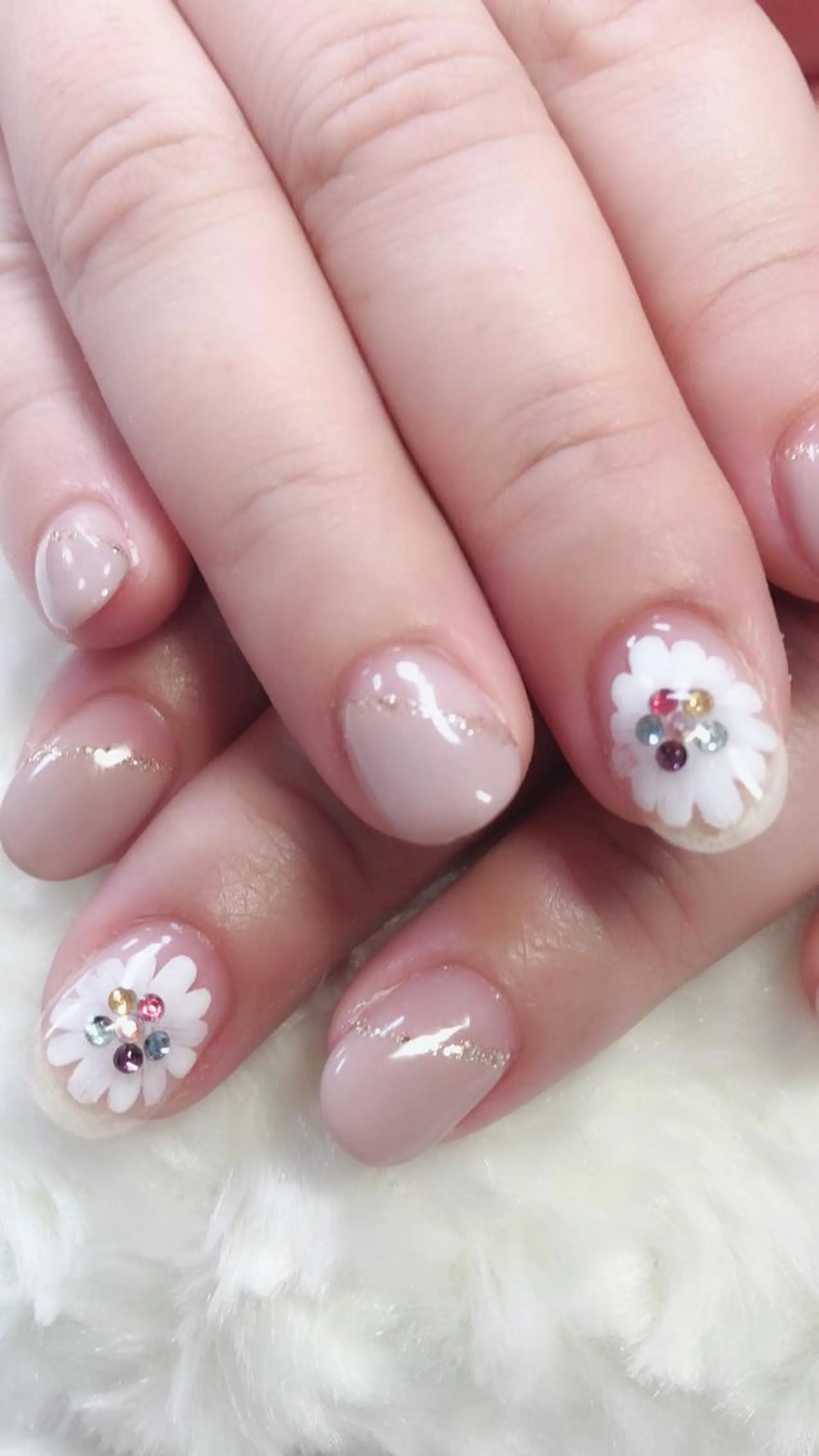 ネイル ハンドネイル Nail salon Three R所属・ネイルサロン Three   R.のエステ・リラクイメージ