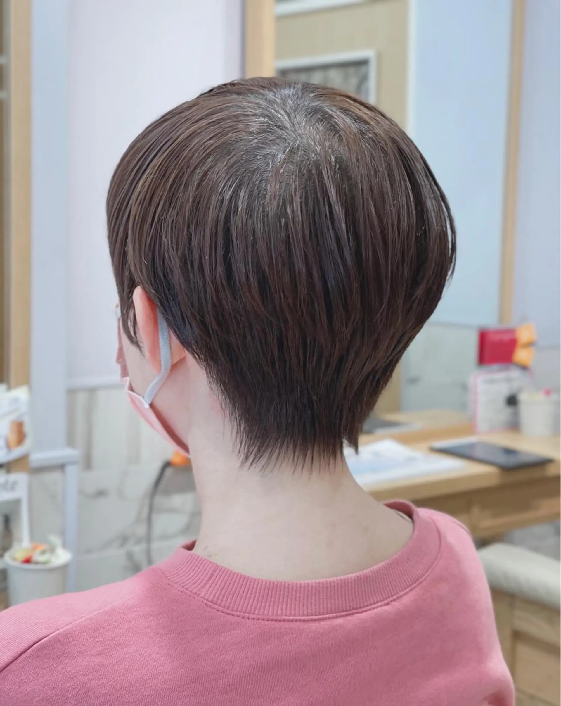 ショート カラー 馬場智哉 白髪ぼかしハイライトのヘアスタイル