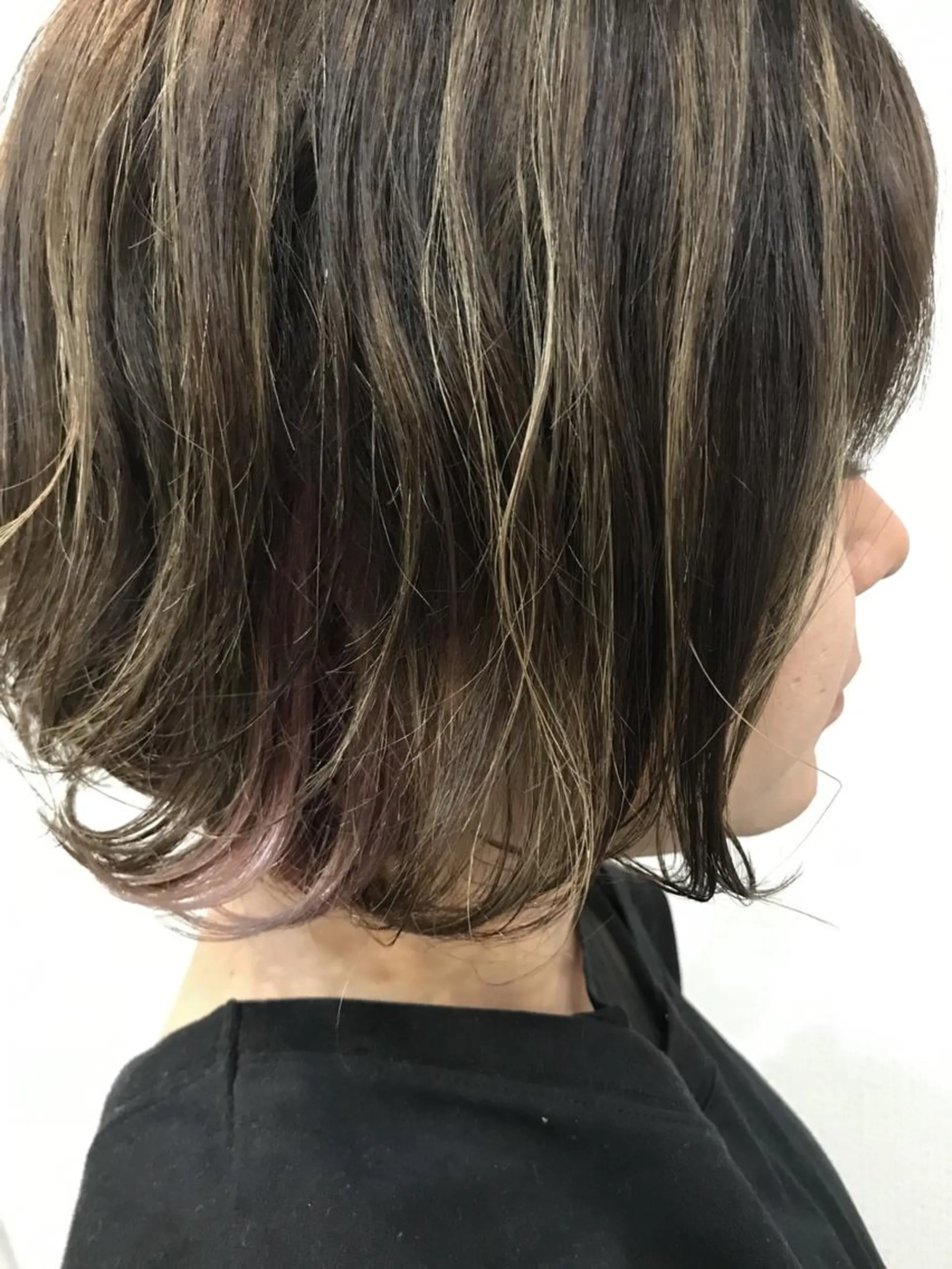 ショート カラー hair works raptureのヘアスタイル